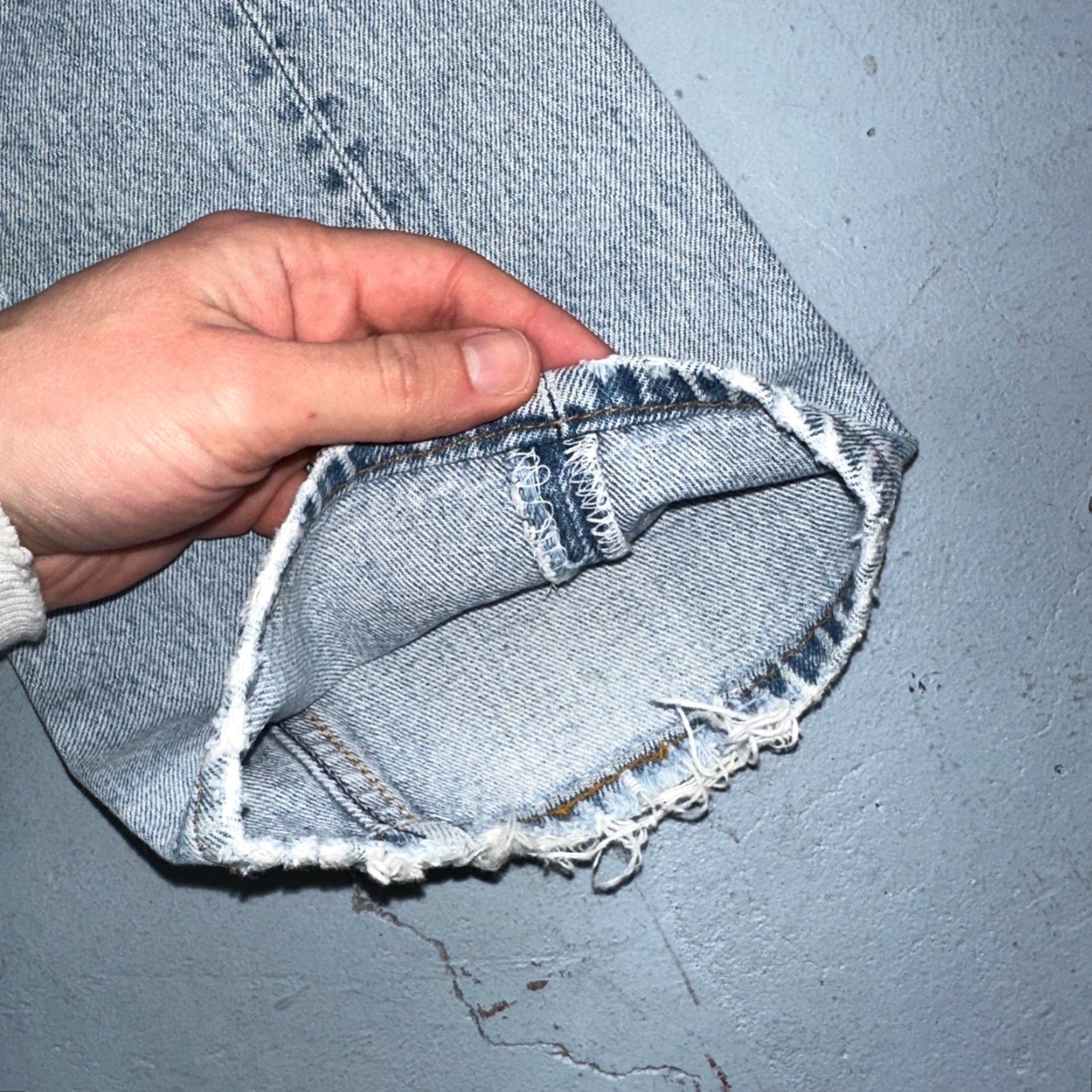 Levi's VINTAGE Levi's 501 Jeans Straight 34x36 Blue Light Wash USA 90s Mens Size US 34 / EU 50 - 4 Thumbnail