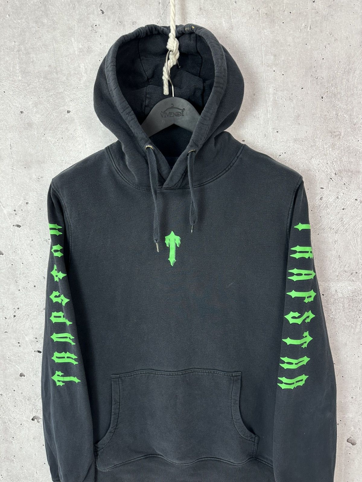 Trapstar London × Vintage Trapstar Printed Black Long Sleeve Hoodie Size US XL / EU 56 / 4 - 2 Thumbnail