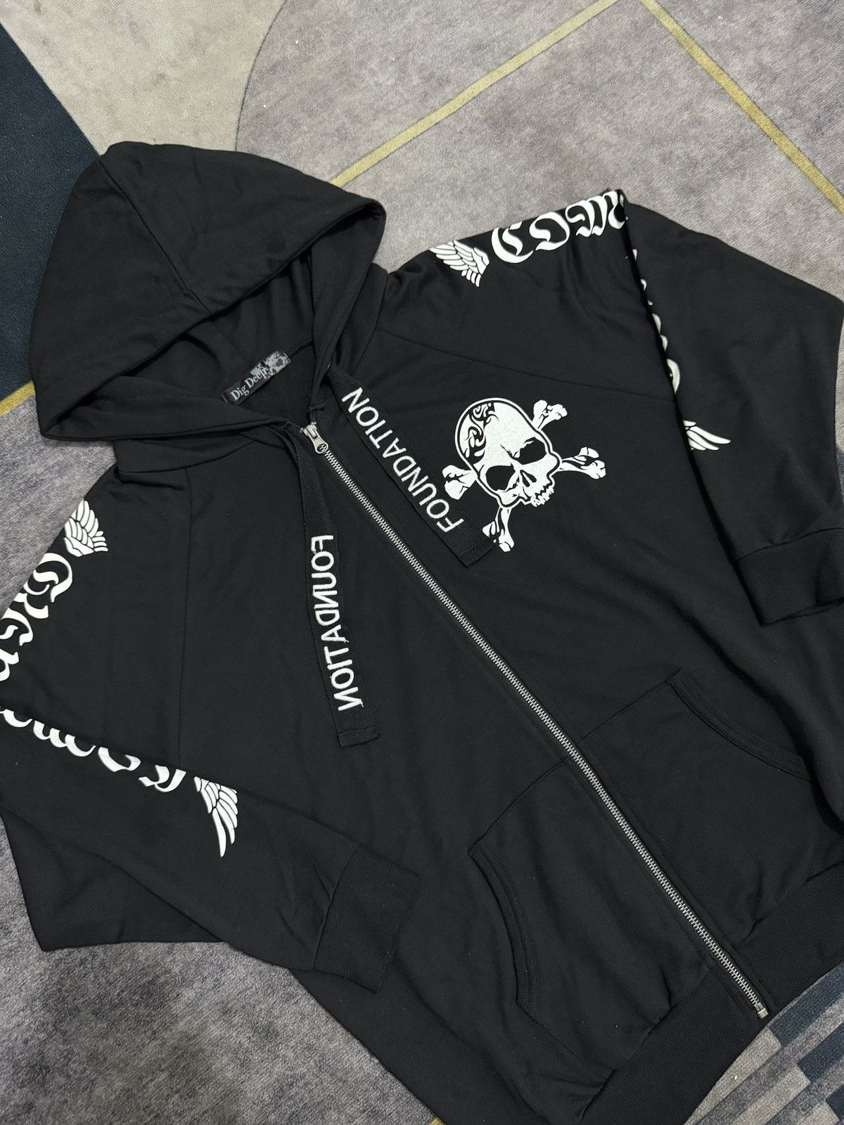 Hysteric Glamour DIG DEEP SKULL ART IFSIX STYLE HOODIE Size US XL / EU 56 / 4 - 4 Thumbnail