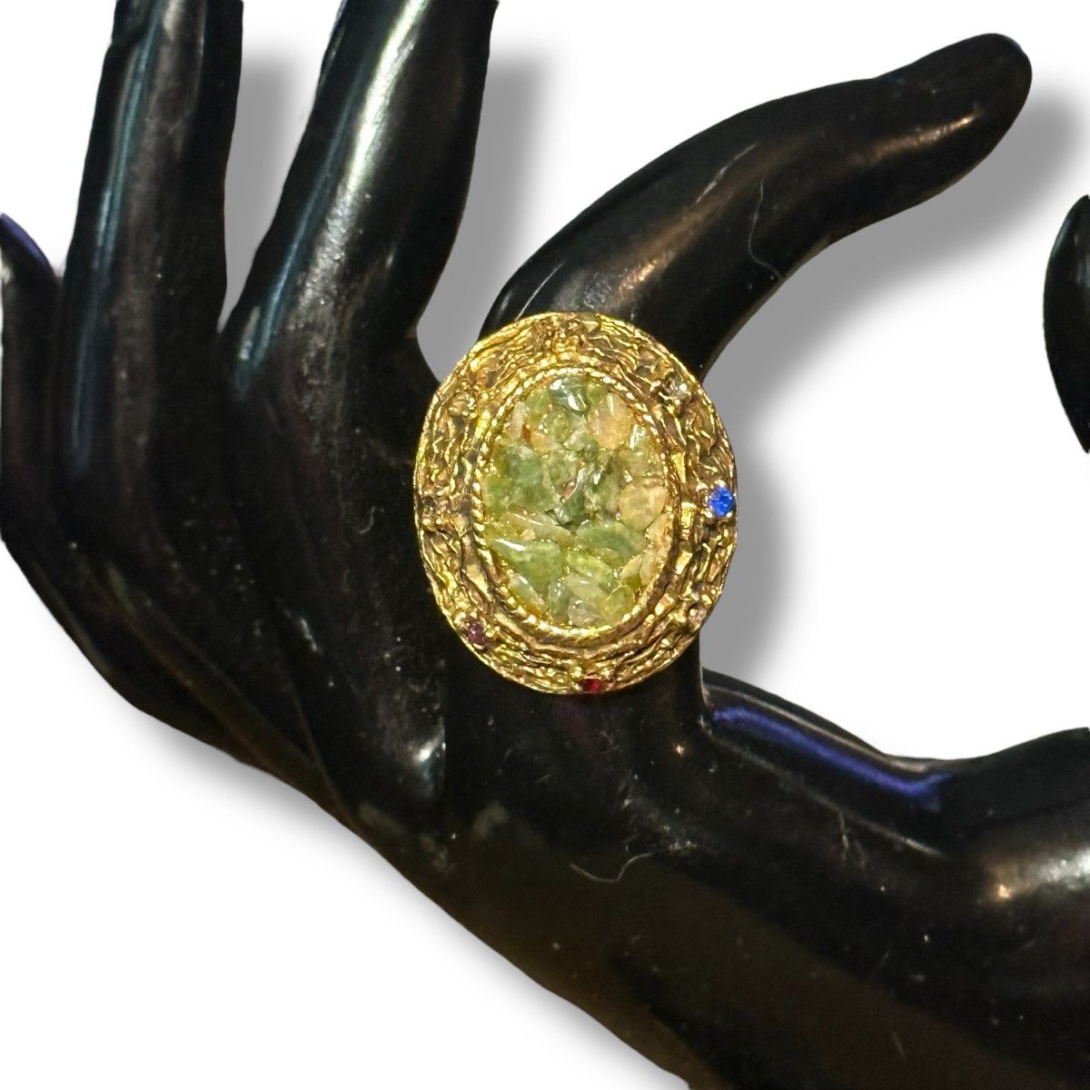 Vintage Vintage gold tone ornate jade chip statement ring Size ONE SIZE - 4 Thumbnail