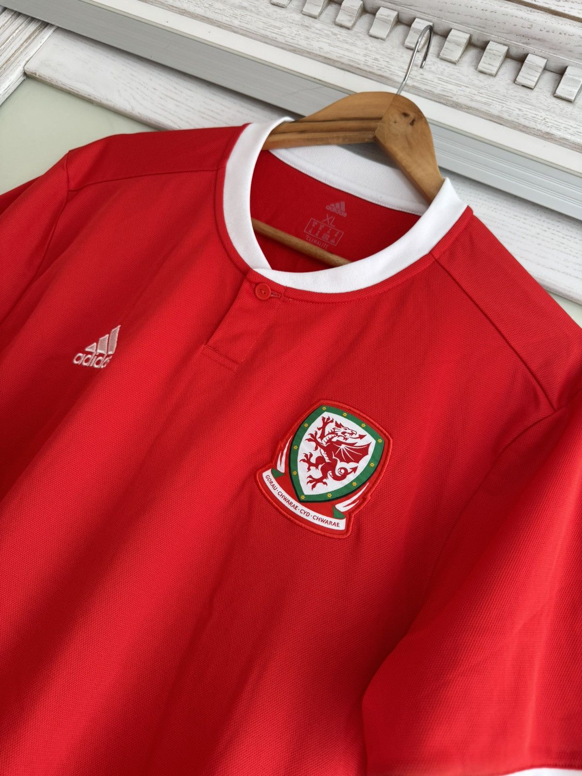 Adidas Wales 2018-2019 Home Soccer Jersey Football Shirt Kit Size US XL / EU 56 / 4 - 5 Thumbnail