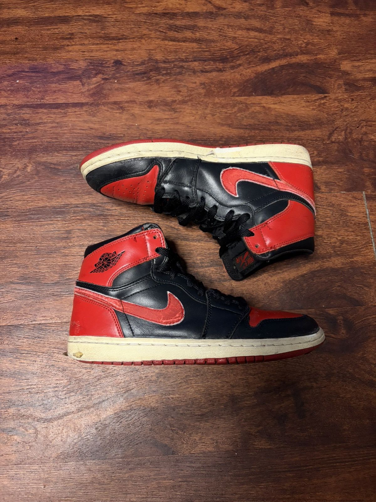 Jordan Brand Nike Air Jordan 1 “Bred” (2001) Size US 7.5 / EU 40-41 - 1 Thumbnail