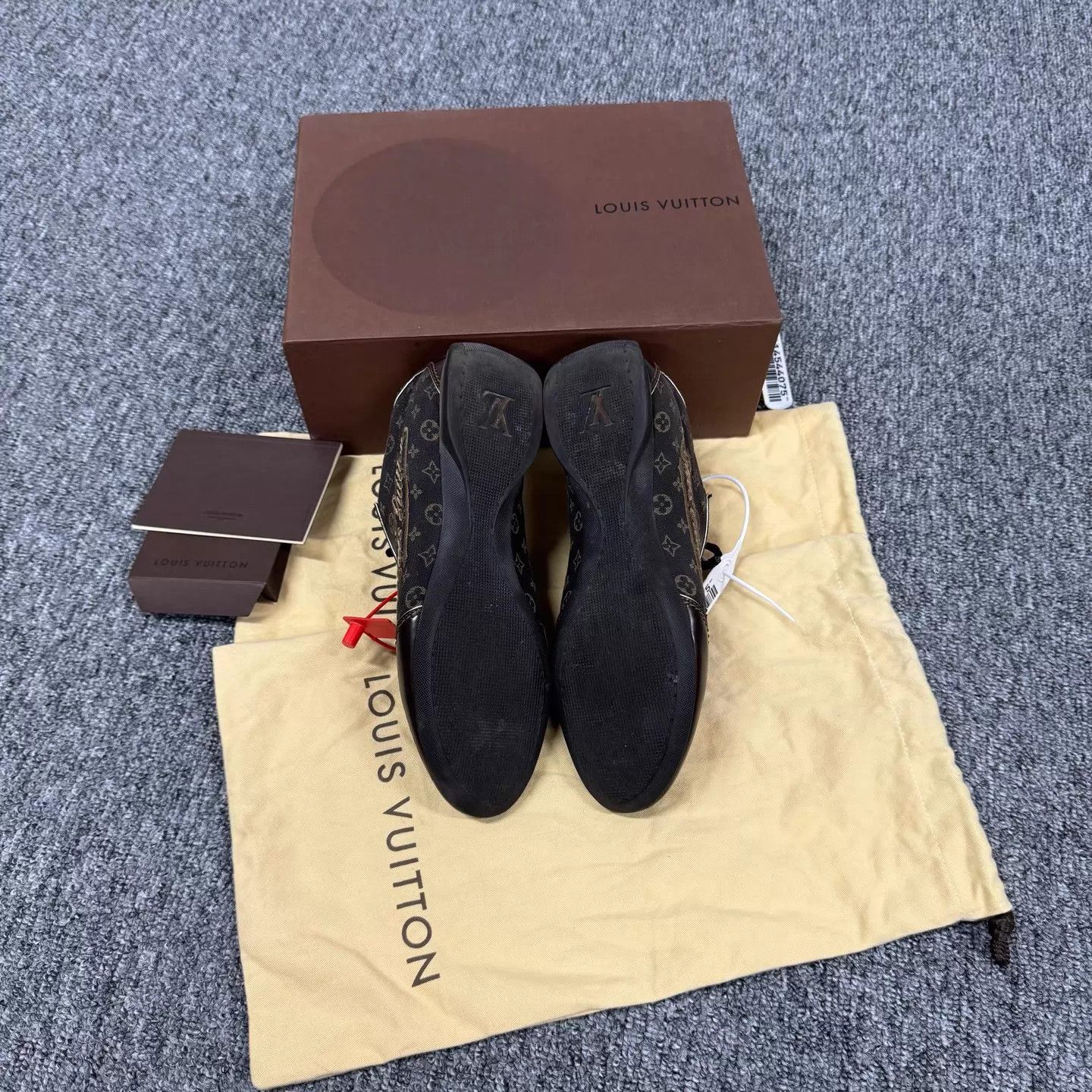 Louis Vuitton LV Monogram Colorblock Logo Retro Low Sneaker 37 99 New Size US 6.5 / IT 36.5 - 6 Thumbnail