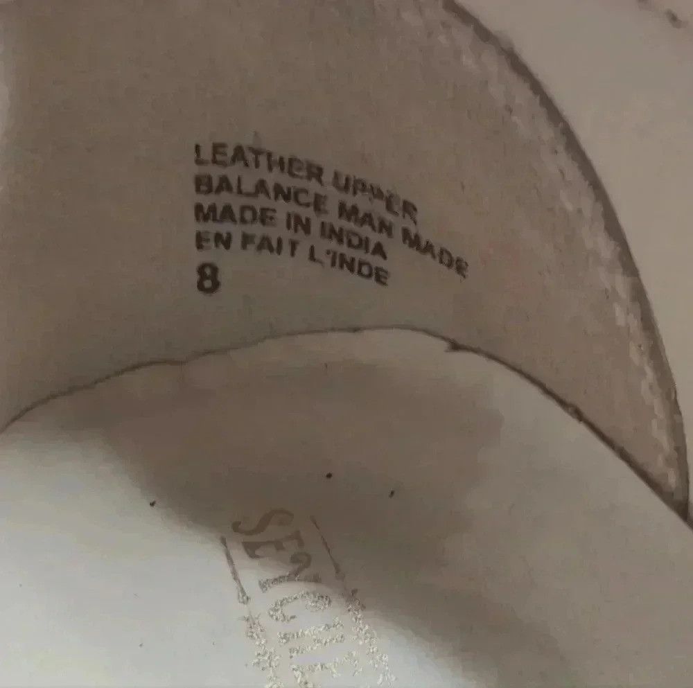 Seychelles Seychelles Women's So Nice Fashion Sneaker suede Leather Size US 8 / IT 38 - 8 Thumbnail