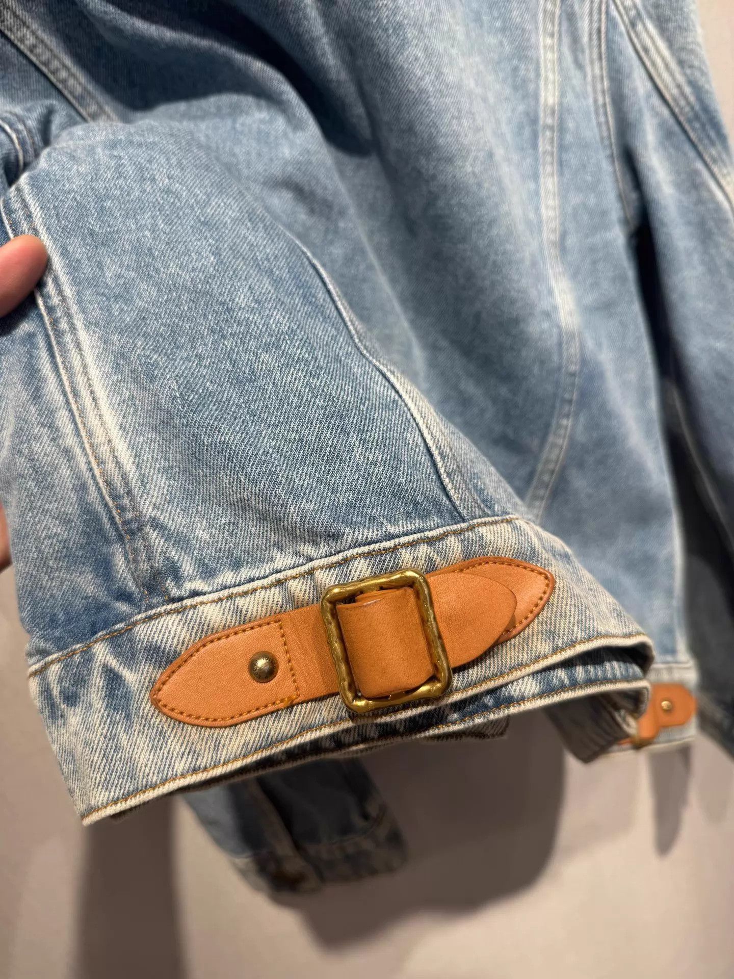 Louis Vuitton LV Blue Washed Two-Tone Denim Jacket Size 46 Size US S / EU 44-46 / 1 - 7 Thumbnail