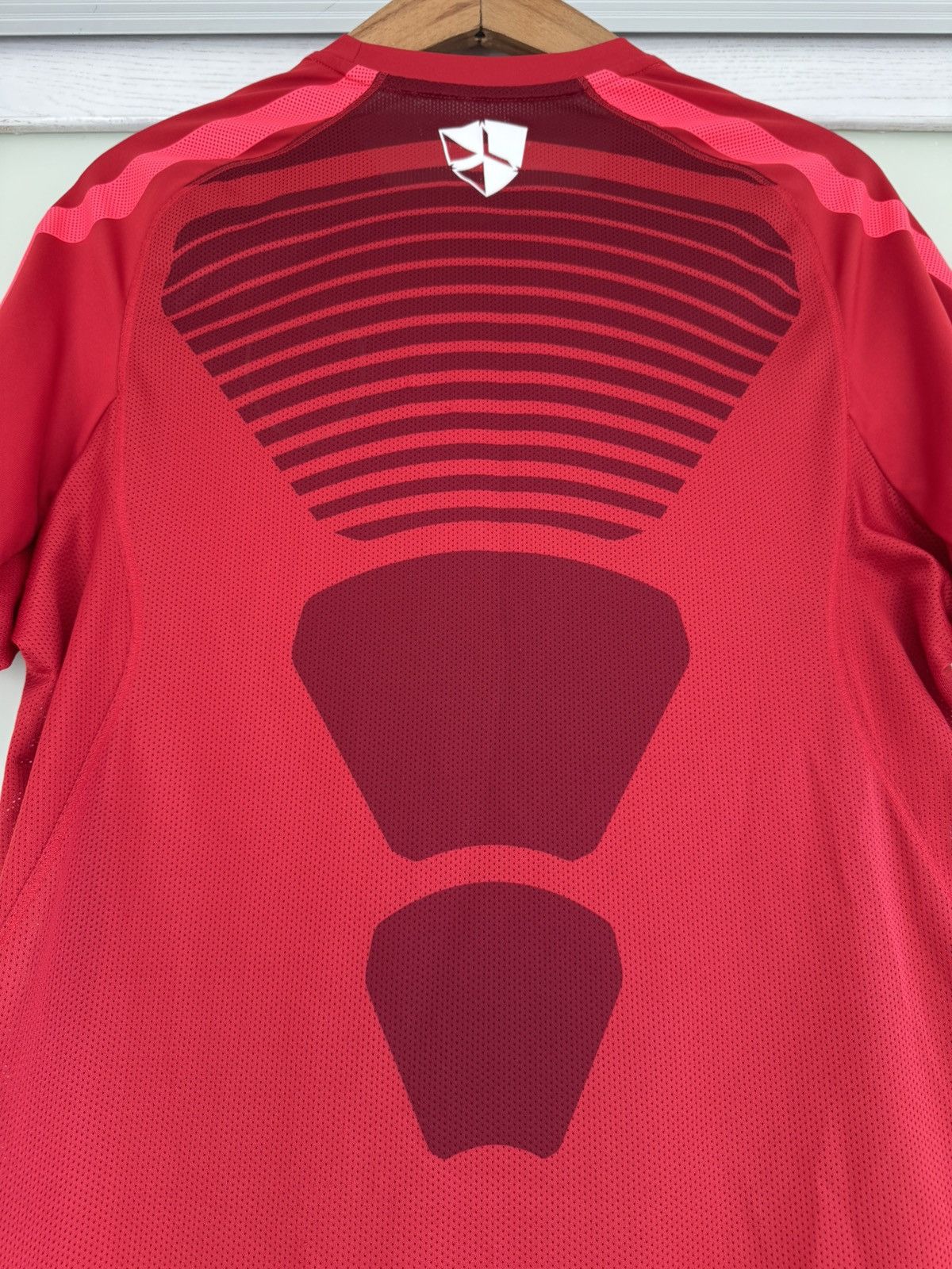 Nike Arsenal 2010-2011 Soccer Jersey Football Kit Shirt Size US M / EU 48-50 / 2 - 9 Thumbnail