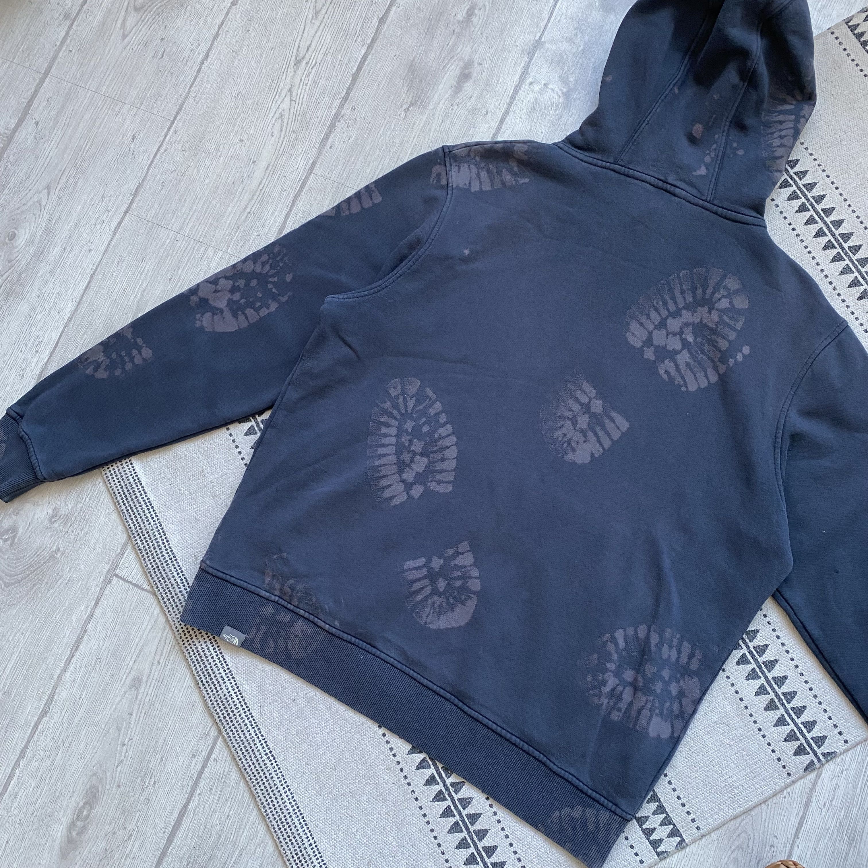 The North Face 🥾 Vintage Faded The North Face custom hoodie big logo nike Size US L / EU 52-54 / 3 - 10 Thumbnail