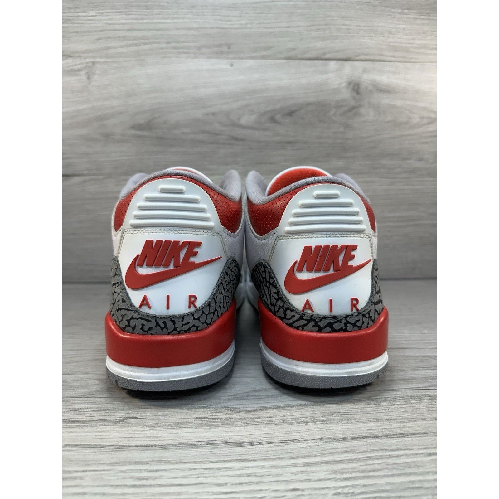 Jordan Brand Jordan 3 Retro Fire Red - Size 12 Size US 12 / EU 45 - 5 Thumbnail