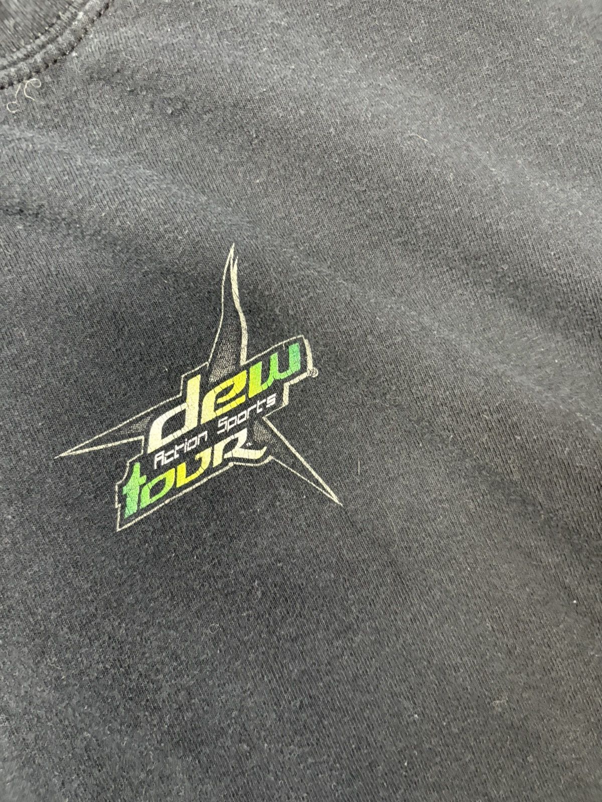 Mountain Dew Vintage Y2K Mountain Dew T-shirt Size US XL / EU 56 / 4 - 4 Thumbnail