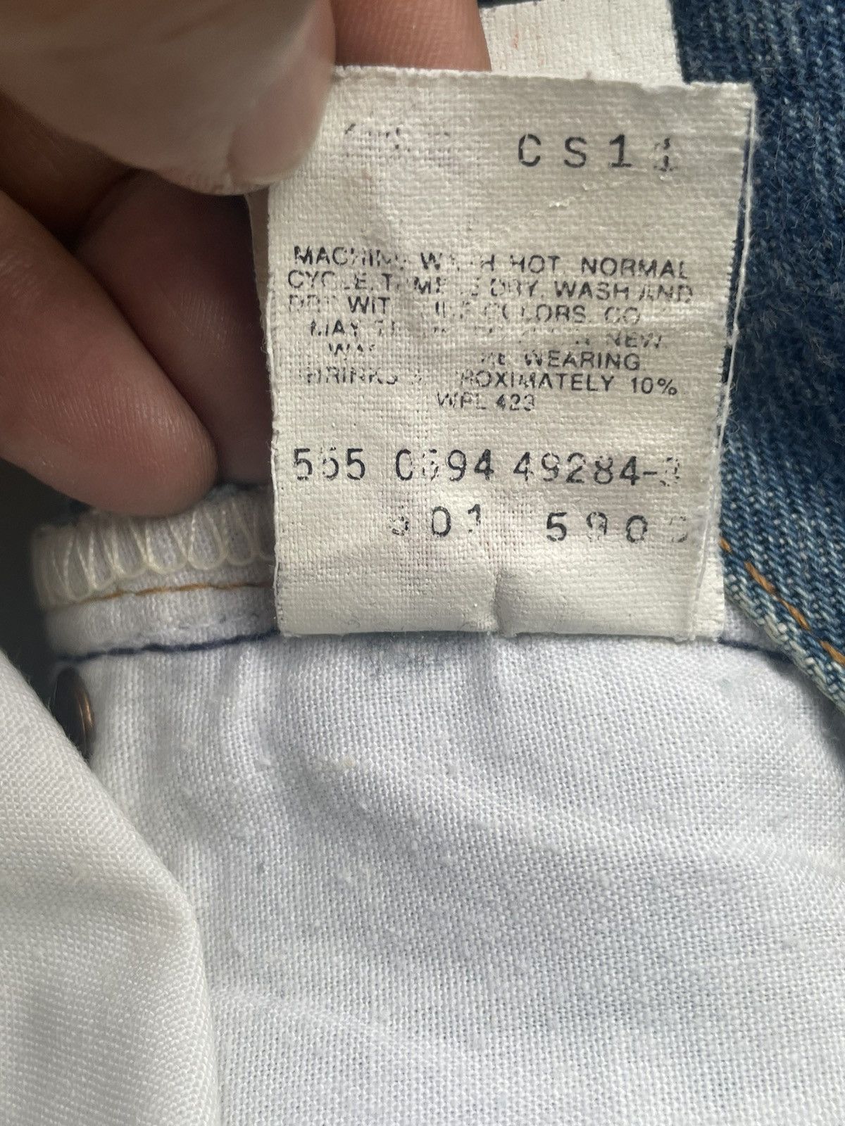 Levi's Vintage 1994 Levis 501 e Faded Denim Size US 39 - 16 Thumbnail