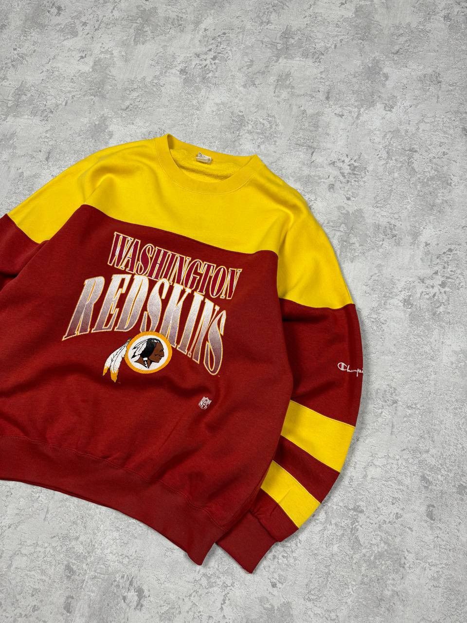 Champion Vintage 80’s Champion Washington Redskins Sweatshirt Size M Size US M / EU 48-50 / 2 - 3 Thumbnail