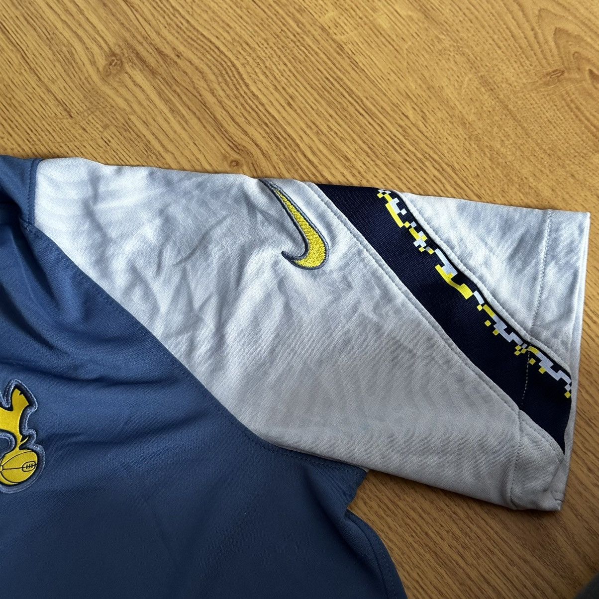 Nike Tottenham Hotspur Nike 2020-2021 Jersey Training Football Size US M / EU 48-50 / 2 - 4 Thumbnail
