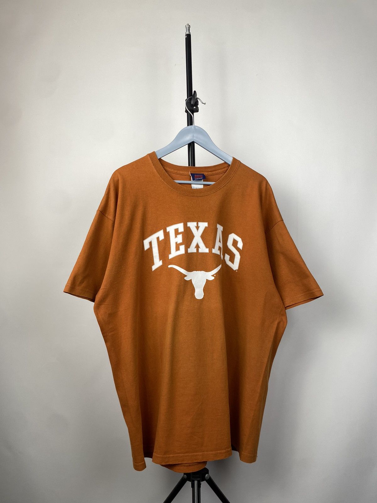 Vintage Vintage 00s Big Logo Texas longhorns t shirt Size US XL / EU 56 / 4 - 1 Thumbnail