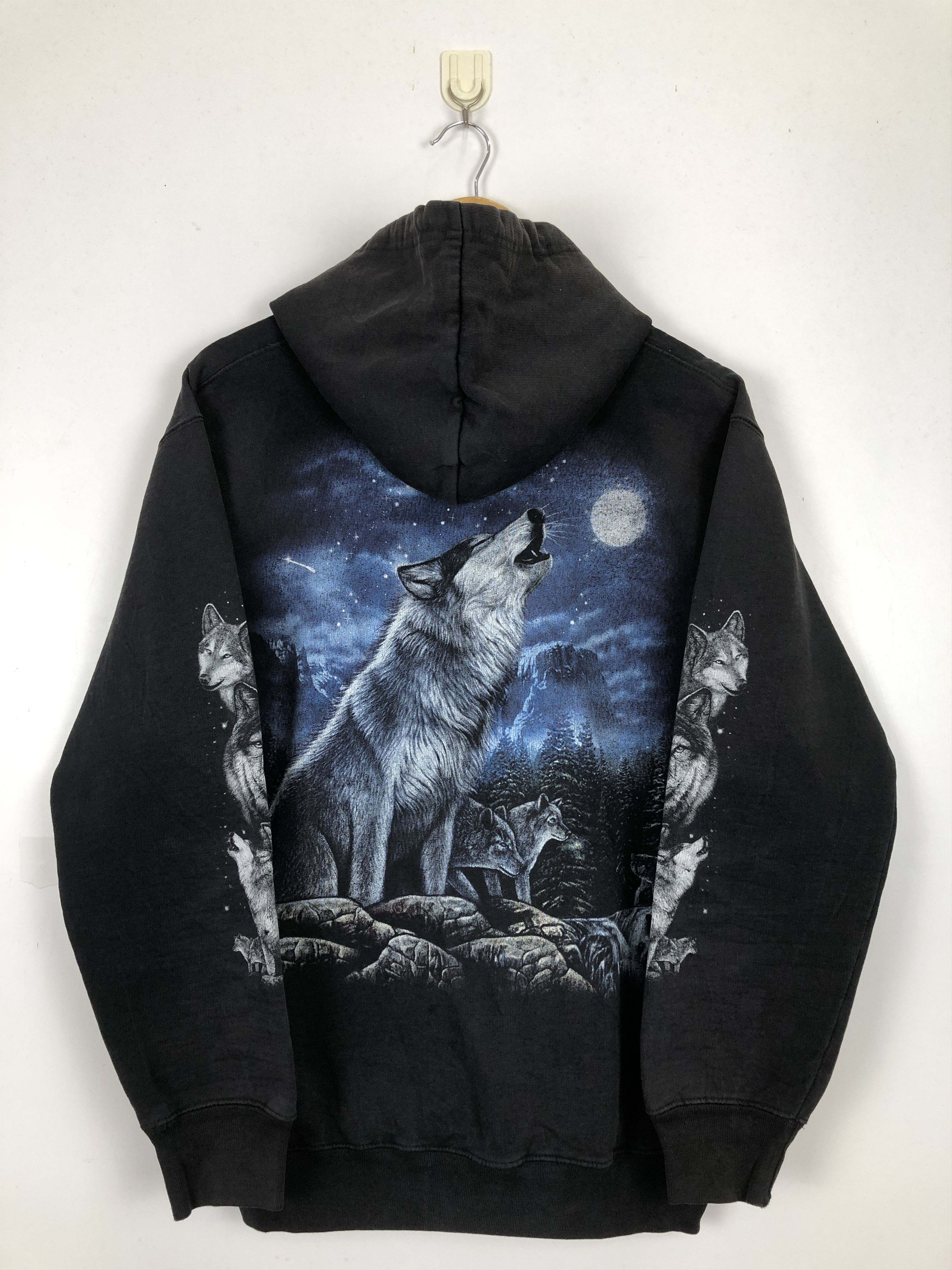The Mountain × Vintage Vintage 90s The Mountain Wolf Printed Zipper Hoodie Jacket Size US L / EU 52-54 / 3 - 3 Thumbnail