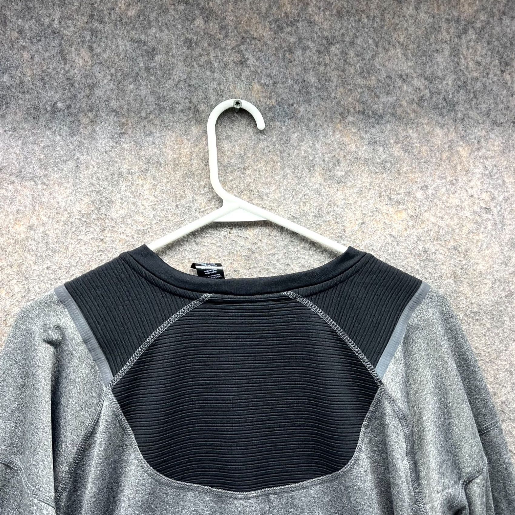 Spyder VINTAGE Spyder Sweatshirt Men XL Gray Crewneck Pullover Active Midweight Sweatshirt Logo All Seasons Fall Winter Spring Summer Mens Size US XL / EU 56 / 4 - 3 Thumbnail