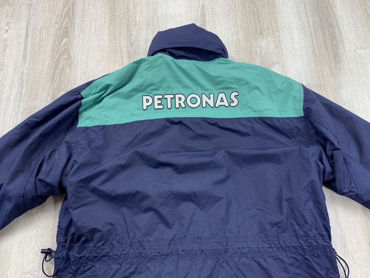 Red Bull Mens vintage jacket Sauber Petronas Red Bull Size L Size US L / EU 52-54 / 3 - 16 Thumbnail