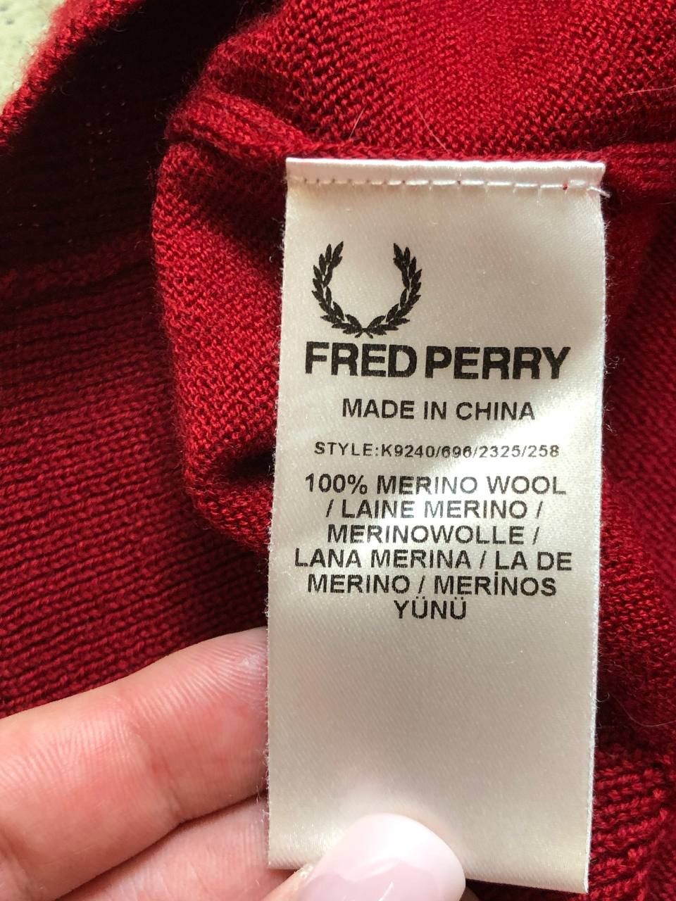 Fred Perry Y2K Long Sleeve red Fred Perry size M logo Vintage Size US M / EU 48-50 / 2 - 3 Thumbnail