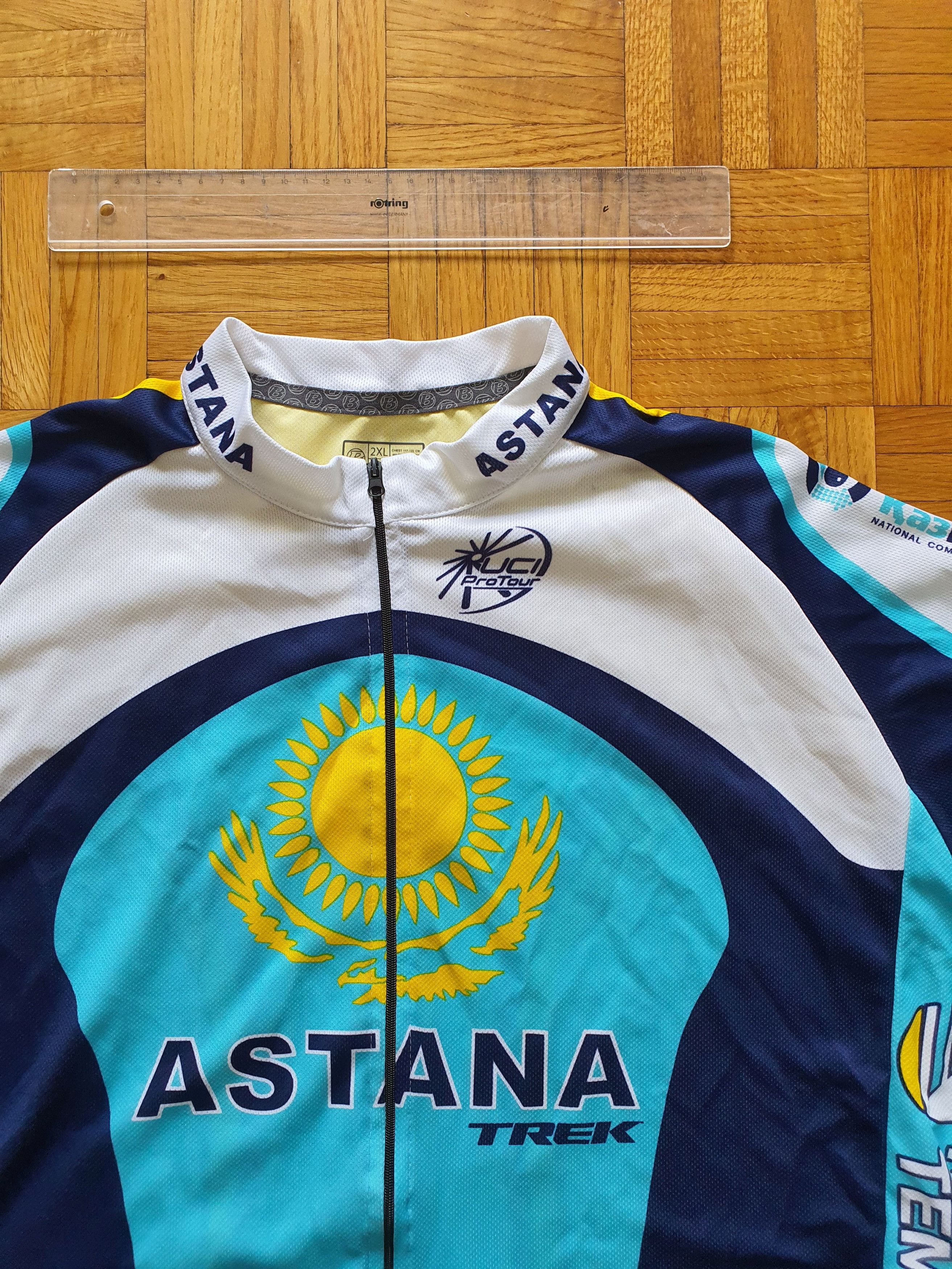 Bicycle BONTRAGER - Vintage Cycling (2009) - Trek Astana Team Size US XXL / EU 58 / 5 - 4 Thumbnail