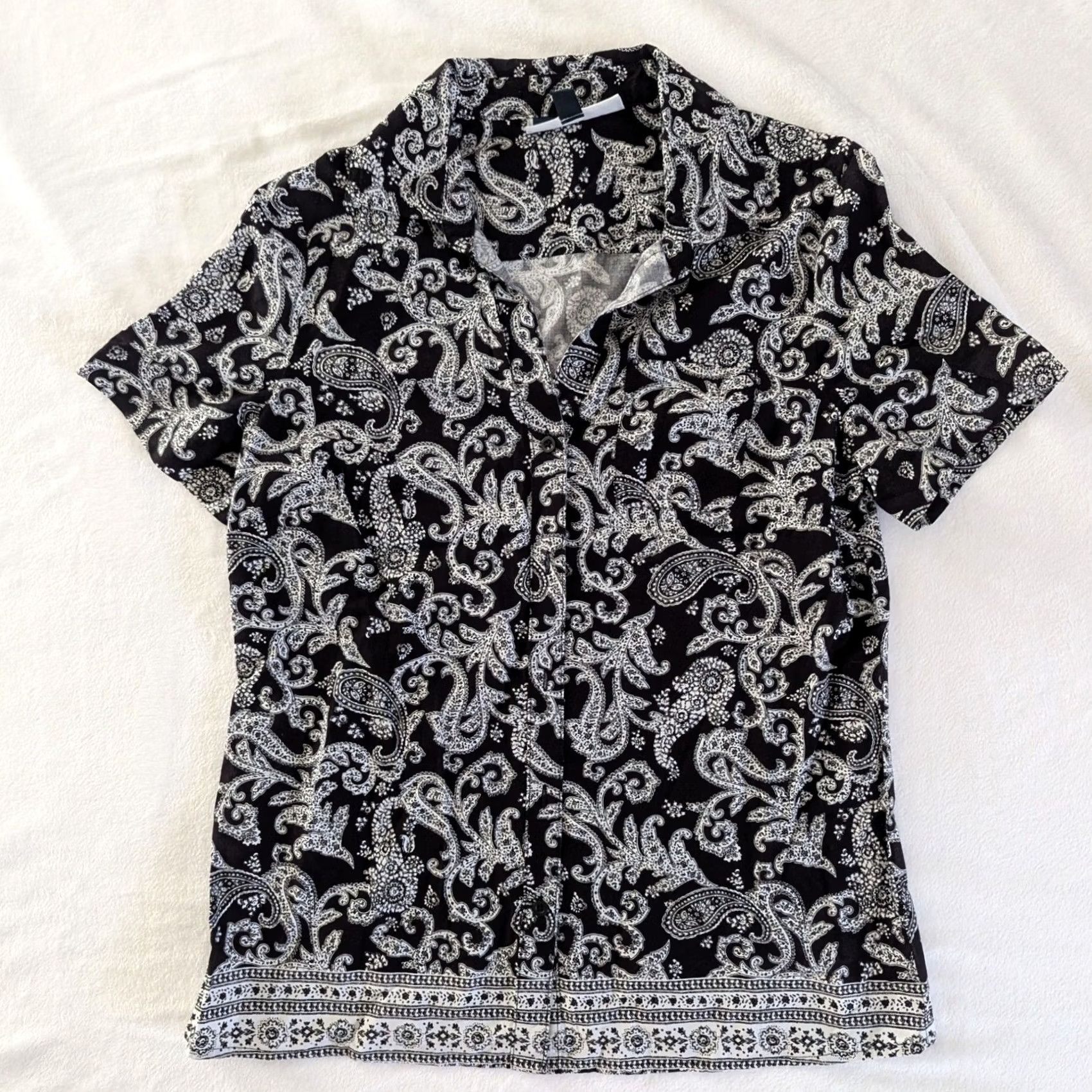 Vintage Karen Scott Shirt Womens Size S Short Sleeve Black White Paisley Button Up Blouse Cap Sleeve? Size S / US 4 / IT 40 - 2 Thumbnail