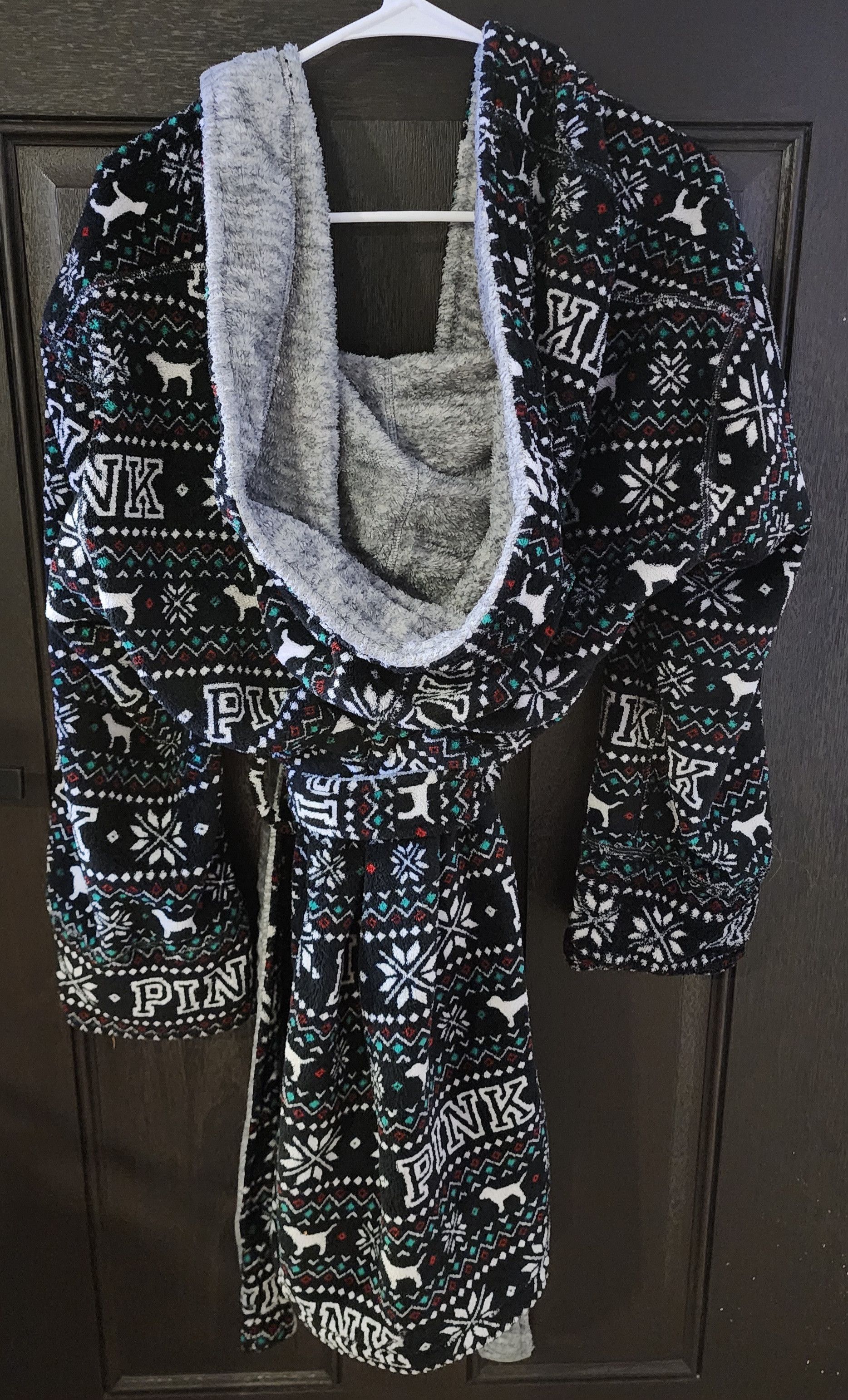 Victoria's Secret Victoria's Secret PINK Black Holiday Reversible Robe XS/S Size XS / US 0-2 / IT 36-38 - 4 Thumbnail