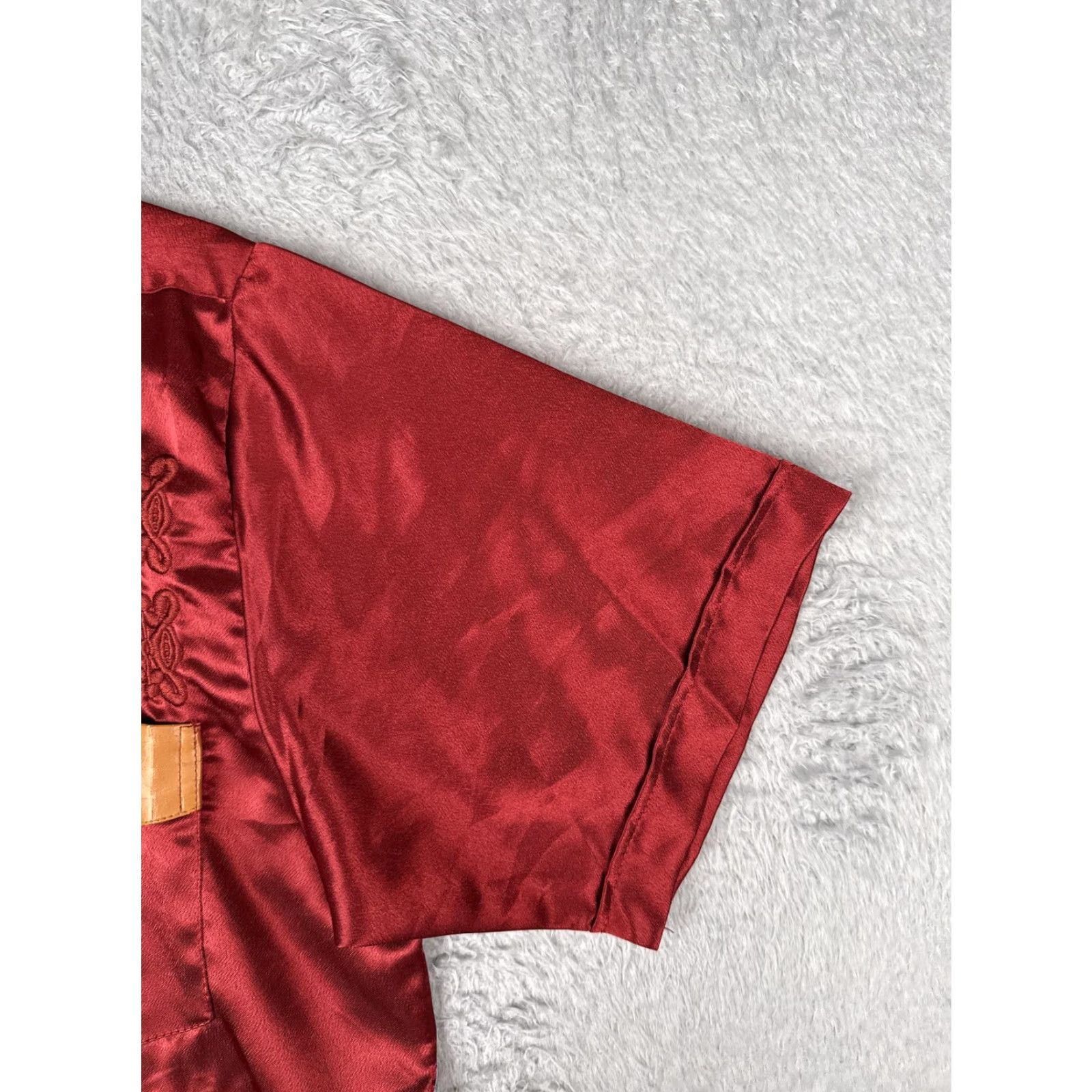 Vintage Western Max Shirt Mens XL Red Satin Short Sleeve Button Up Embroidered Pockets Size US XL / EU 56 / 4 - 2 Thumbnail