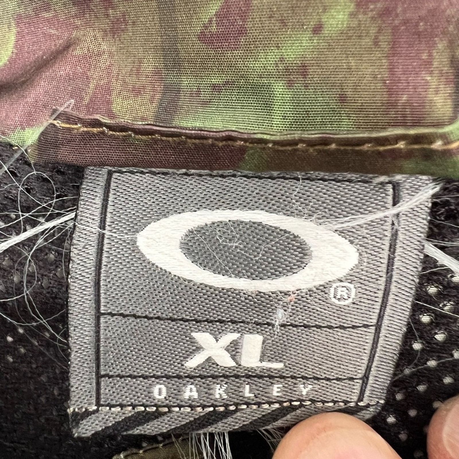 Oakley Vintage Y2K Oakley Camo Software Technical Polyester Green Size US XL / EU 56 / 4 - 6 Thumbnail