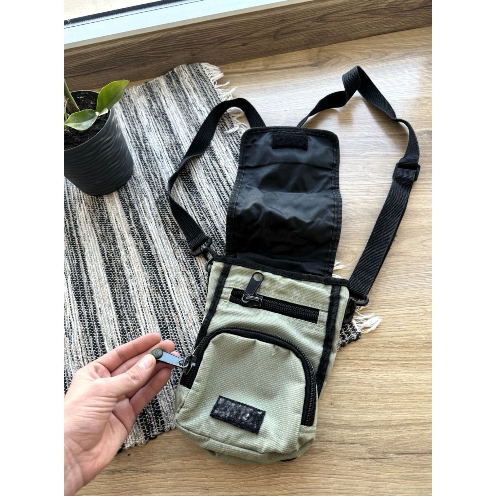 Diesel VINTAGE Diesel Shoulder Crosboddy Messenger Y2K 90s Mini Bag Green Small Mens Size ONE SIZE - 5 Thumbnail