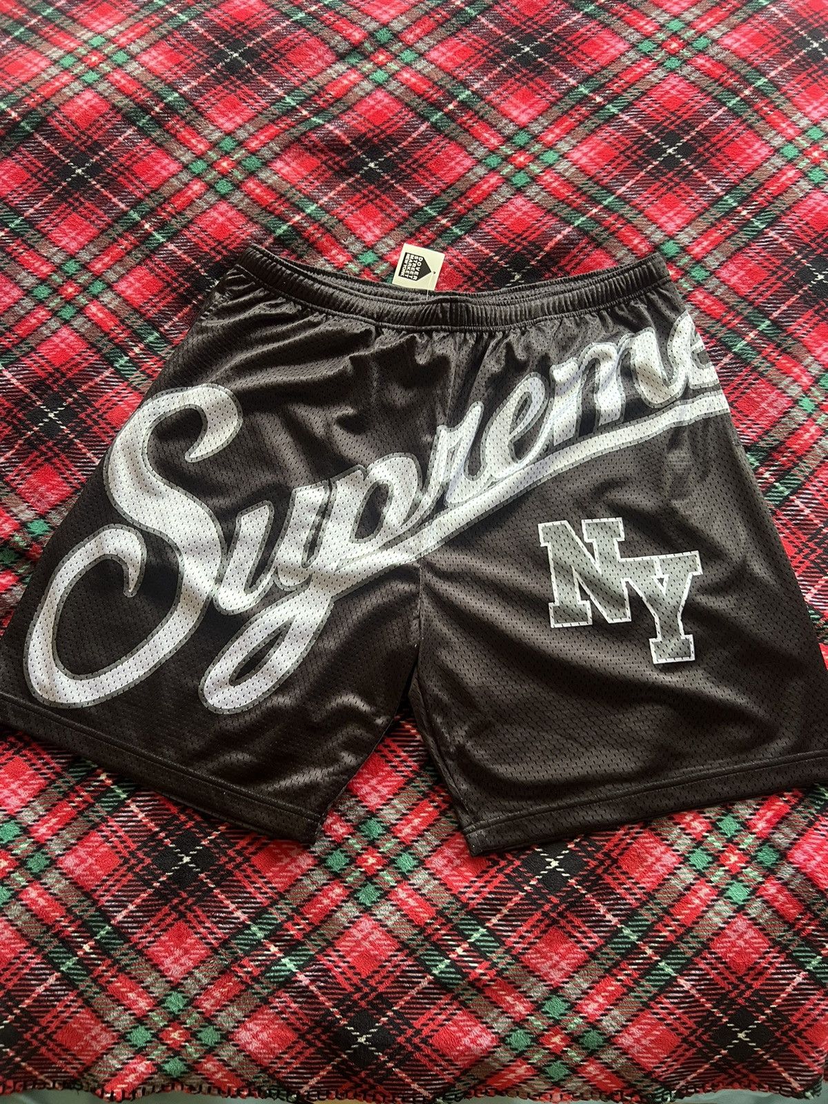 Streetwear × Supreme Supreme Big Script Mesh Short Black