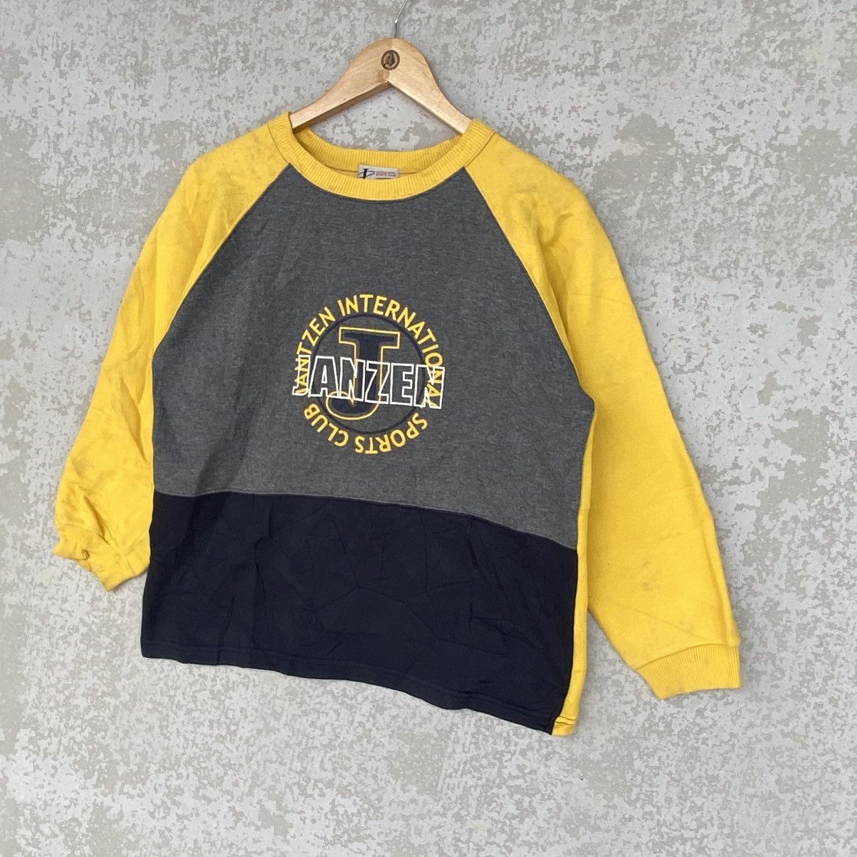 Other Vintage Jantzen Sport Club Printed Sweatshirt Yellow/Gray Size US S / EU 44-46 / 1 - 2 Thumbnail