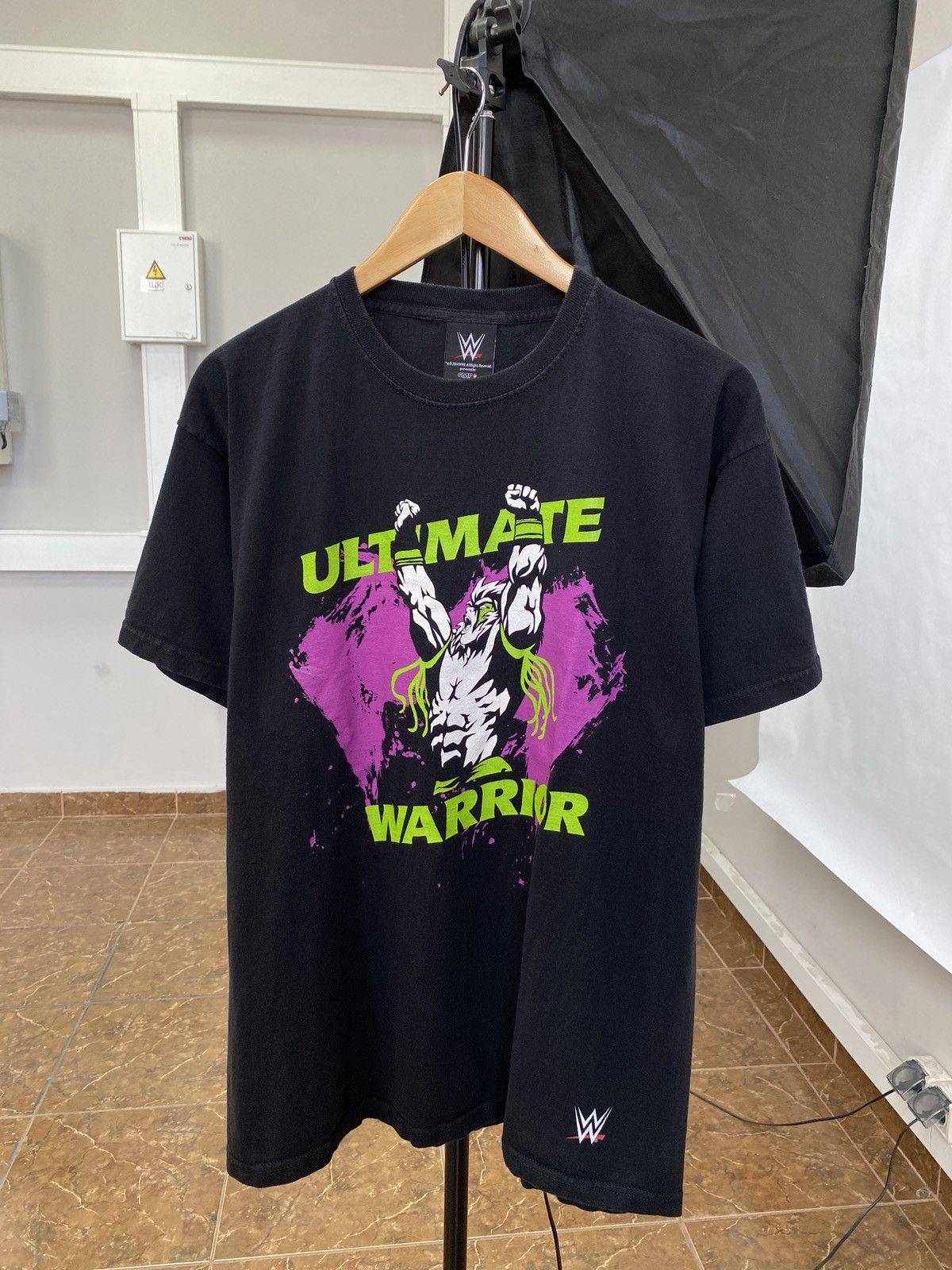 Vintage × WCW/nWo × WWE 🔥 Vintage Y2K WWE Ultimate Warrior USA Rare T-Shirt 2014 art Size US XL / EU 56 / 4 - 1 Thumbnail