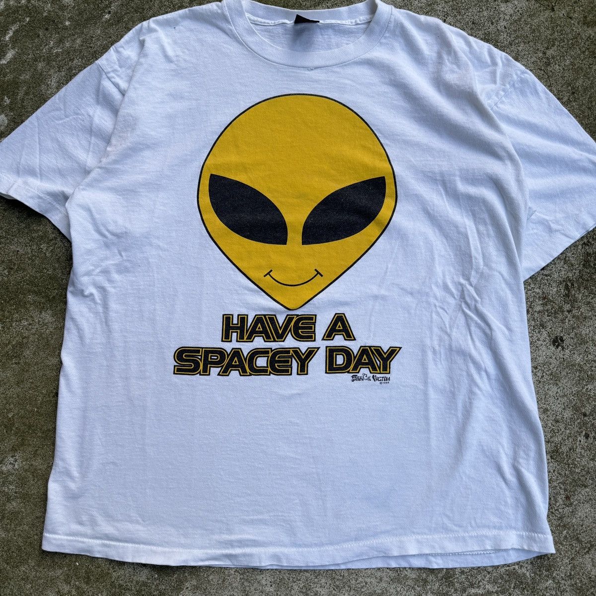 Fashion Victim 90s Have A Spacey Day Alien Shirt Thrashed Faded ERD Grunge Size US XL / EU 56 / 4 - 3 Thumbnail