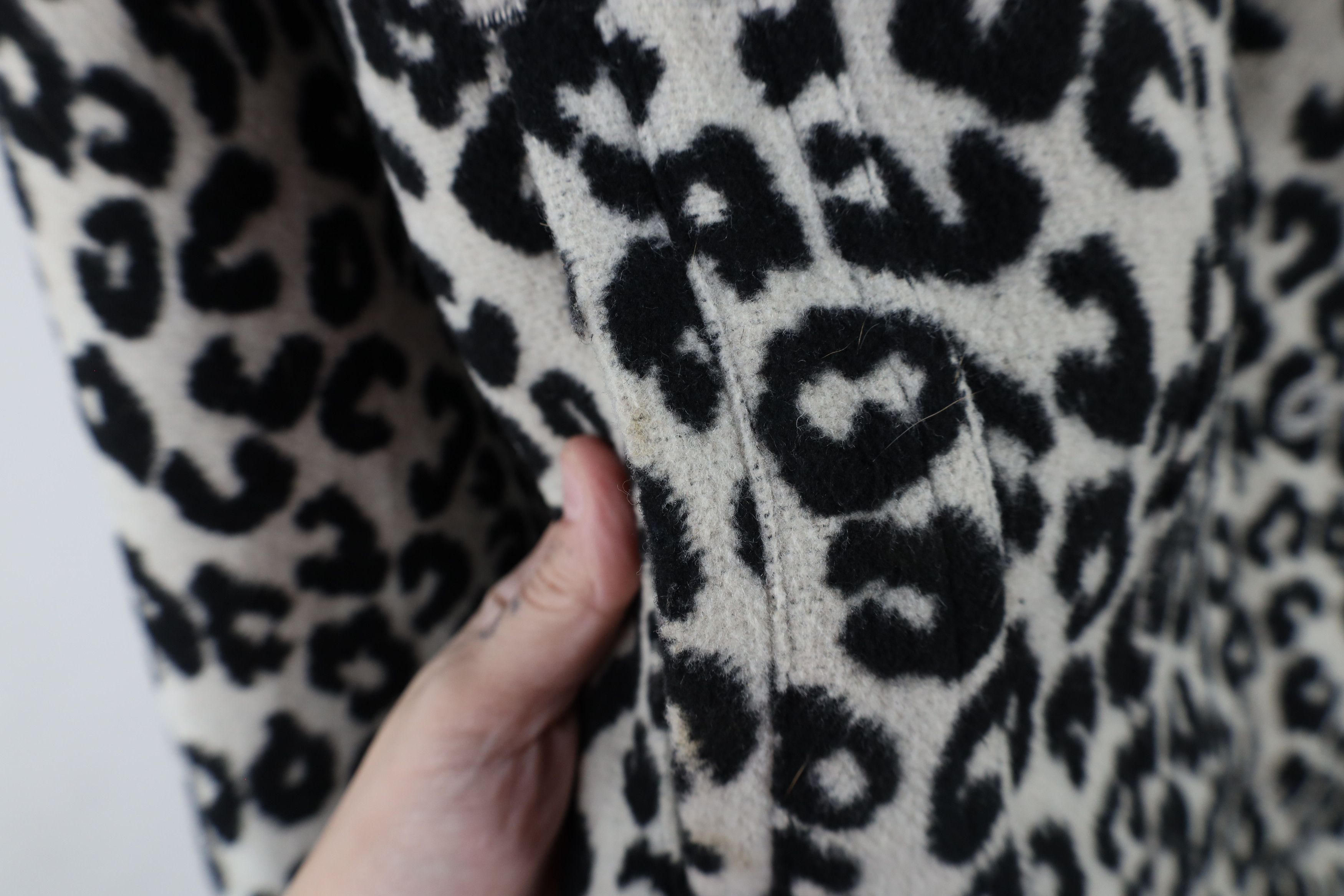 Levi's × Vintage Vintage Y2K Levis Cheetah Print Fleece Trucker Jacket Size L / US 10 / IT 46 - 7 Thumbnail