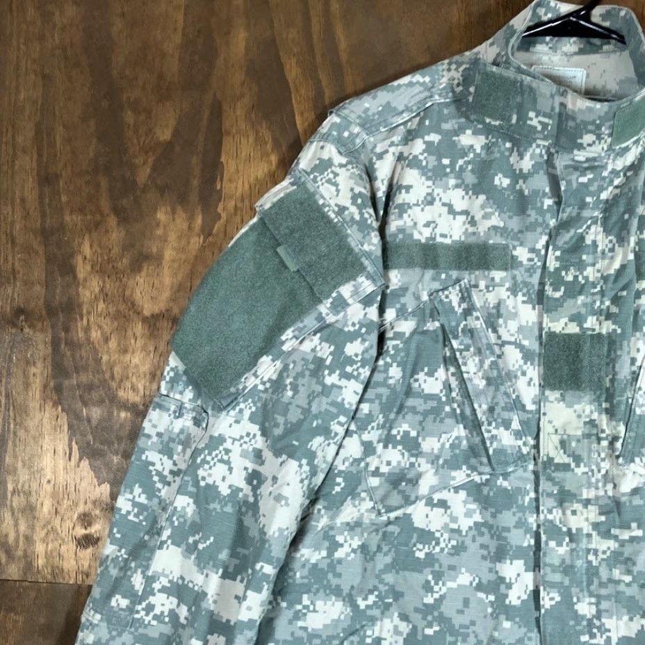 Vintage Military Army Combat Mens Coat Green Camouflage Uniform Digicam Medium Regular Jacket Mens Camouflage Army Green Digicam M Size US M / EU 48-50 / 2 - 4 Thumbnail