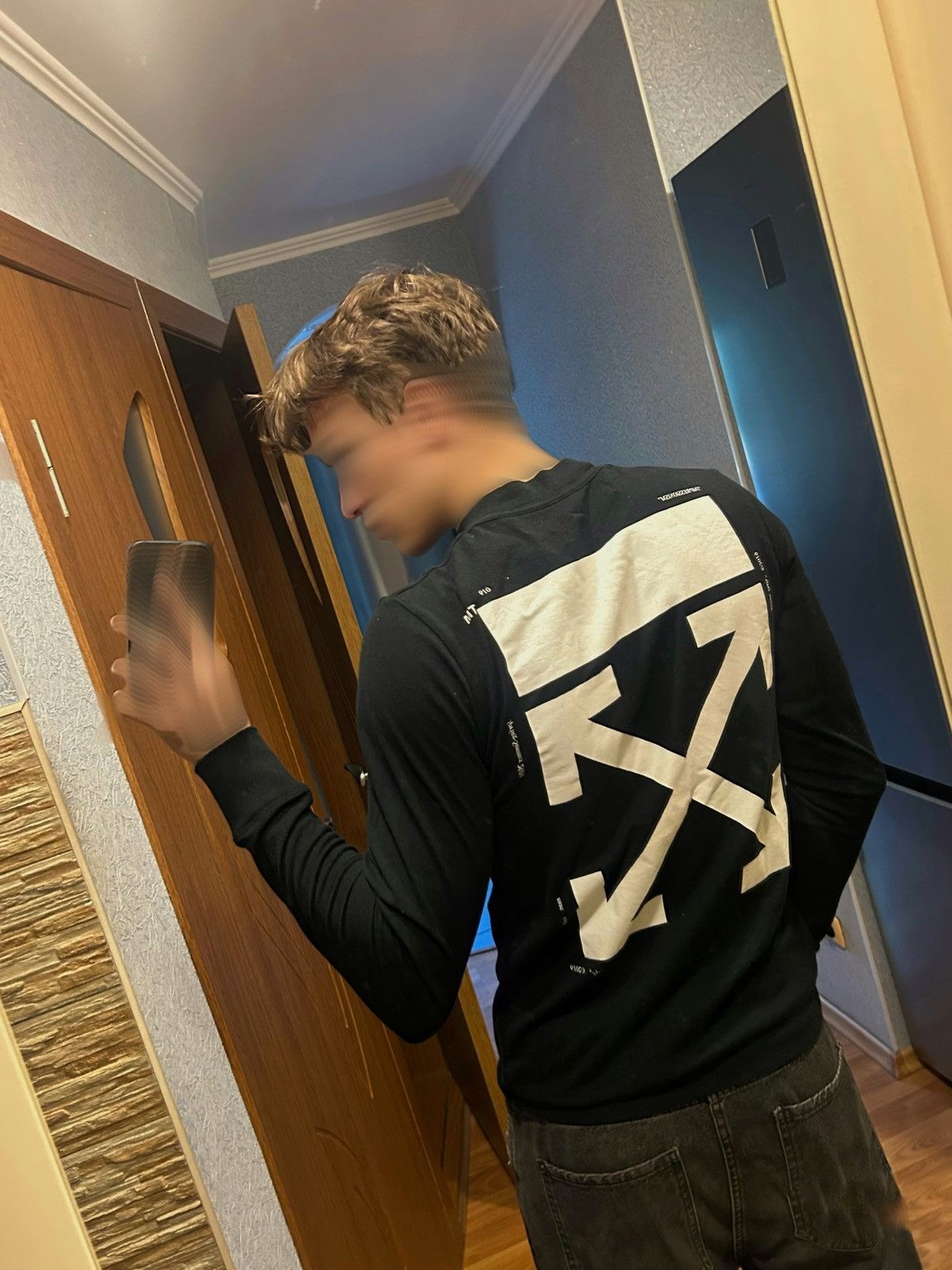 Off-White Off-White “Vampire Kiss” Impressionism Arrows LongSleeve Size US S / EU 44-46 / 1 - 19 Thumbnail