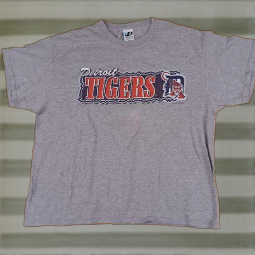 Vintage DYNASTY Detroit Tigers T-Shirt Gray XL Men Crew Neck Short Sleeve Graphic Print Tigers USA 2003 Dynasty Shirt Size US XL / EU 56 / 4 - 1 Thumbnail