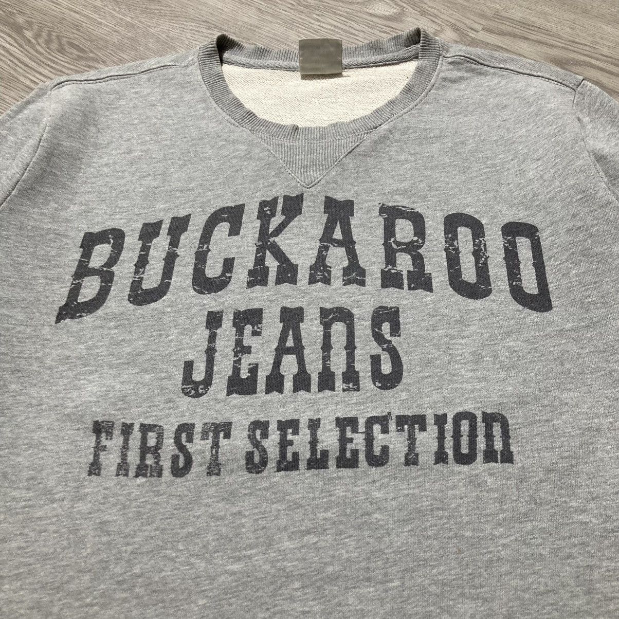 20471120 2000s Buckaro Jeans Logo Font Poem Crewneck Punk Style Size US L / EU 52-54 / 3 - 4 Thumbnail