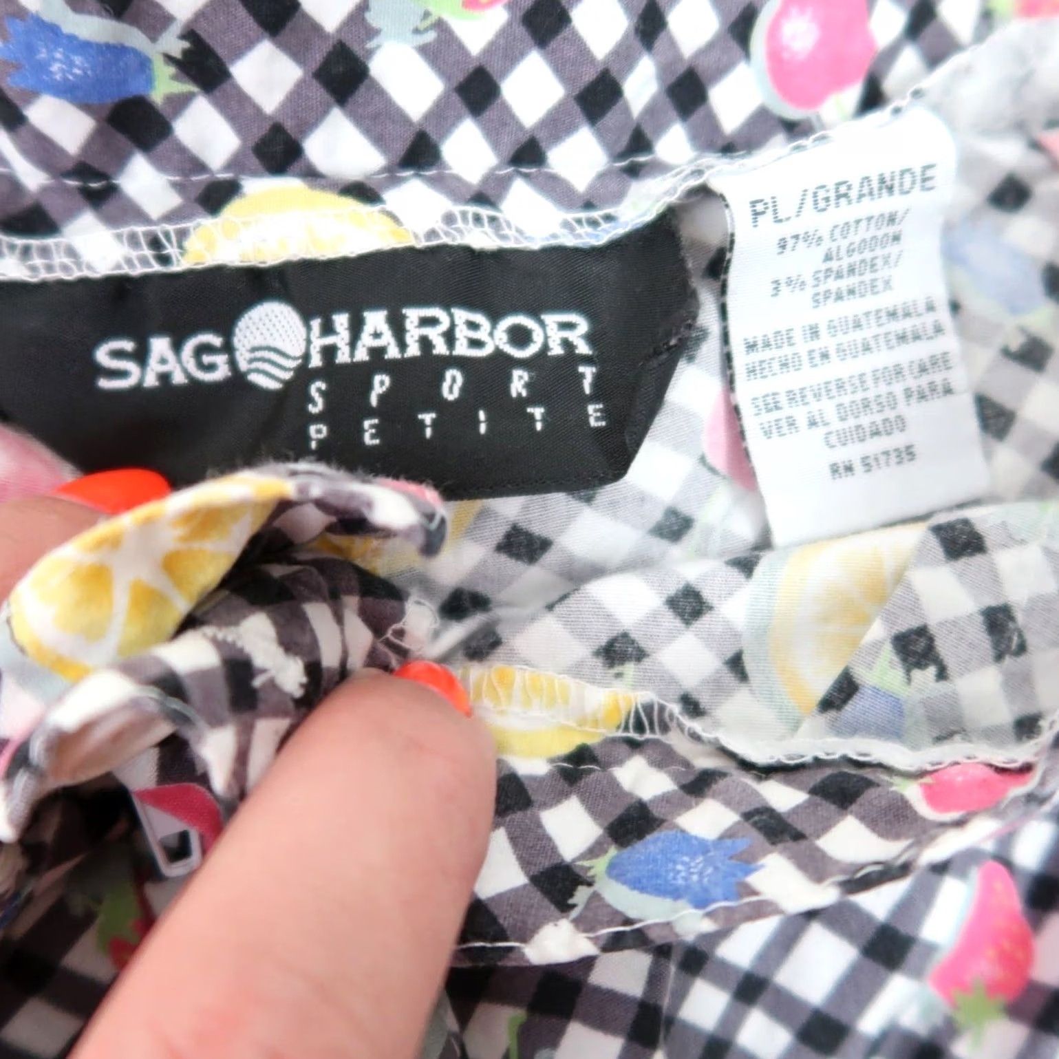 Vintage VINTAGE Sag Harbor Capri Pants Womens 90s Cotton Black White Gingham Fruit Print High Rise Casual Size 36" / US 14 / IT 50 - 4 Thumbnail