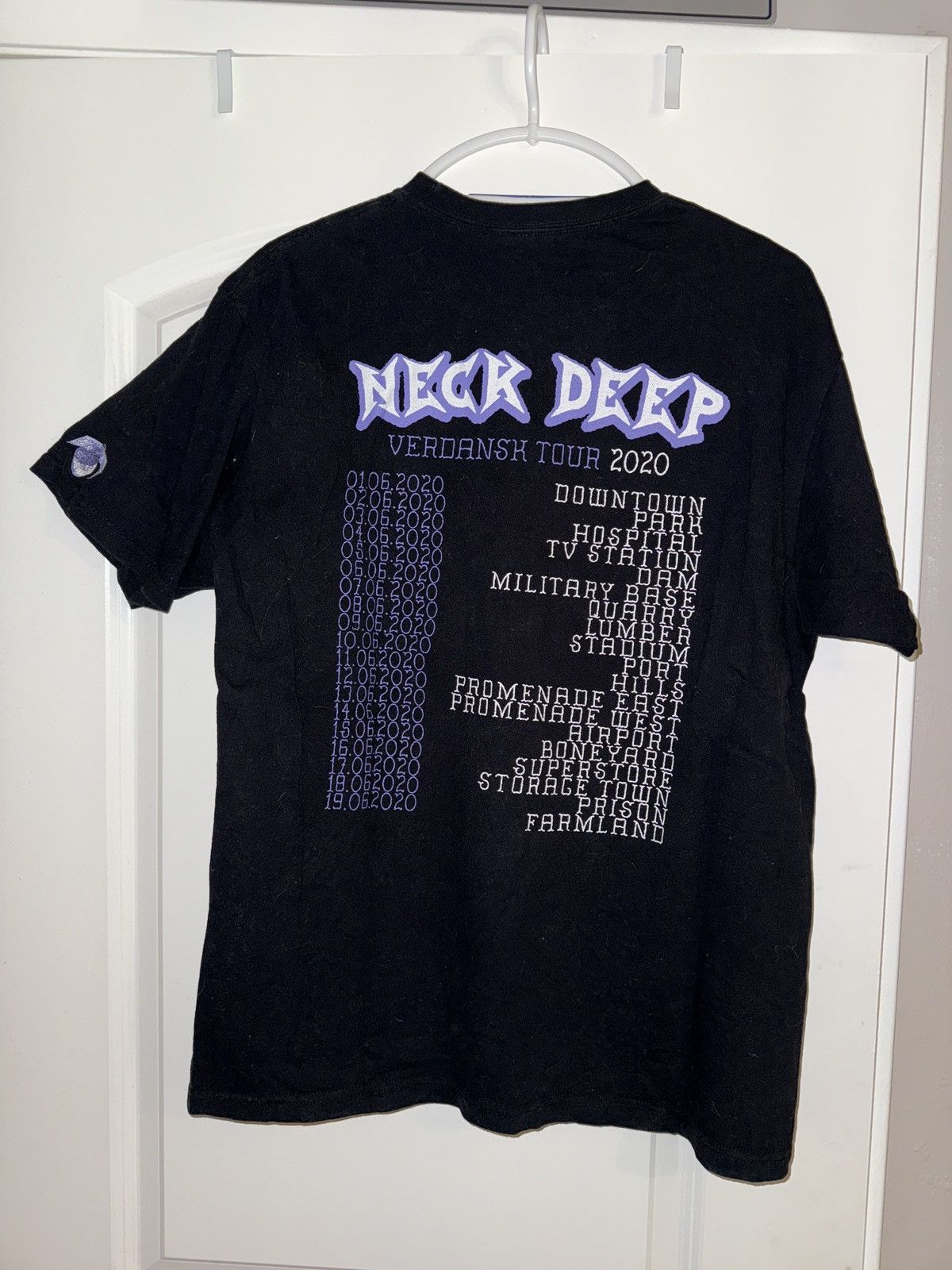Vintage Neck Deep Verdansk Tour 2020 t shirt Size US L / EU 52-54 / 3 - 3 Thumbnail
