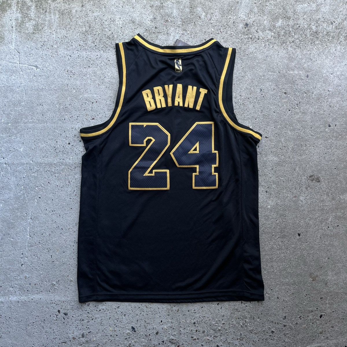 Nike kobe Bryant 24 Lakers Golden Edition Jersey