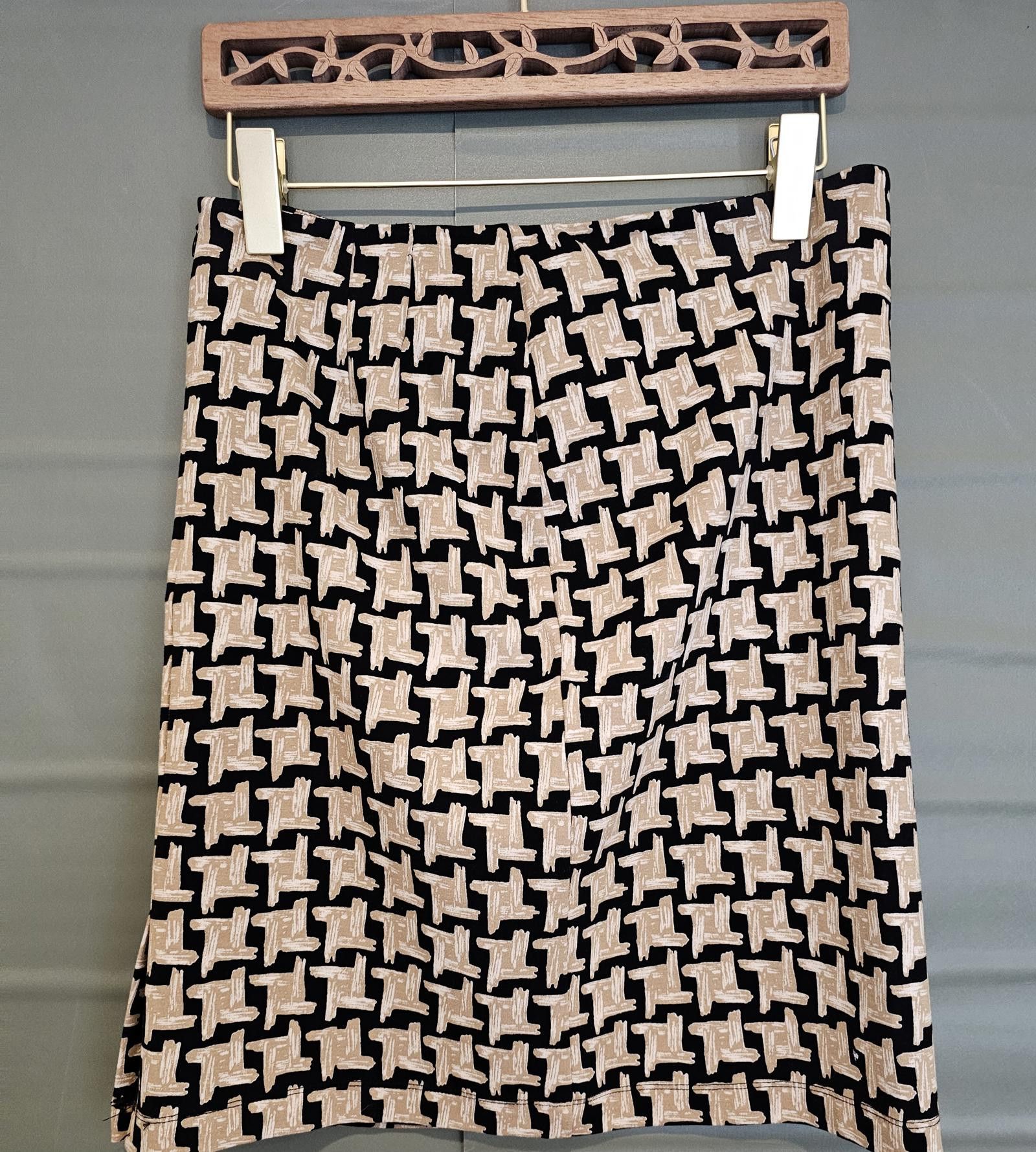 J.McLaughlin J McLaughlin Skirt Brown Womens Size 6 Size 28" / US 6 / IT 42 - 1 Thumbnail
