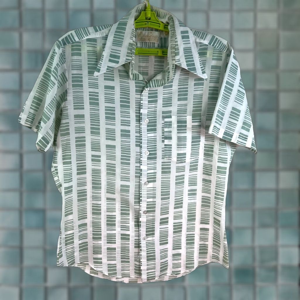 Sears VTG Sears Dagger Collar Geometric Button Up Shirt Men’s Size M Green 70’s Vintage 70s Theme 70’s VTG Size US M / EU 48-50 / 2 - 1 Thumbnail