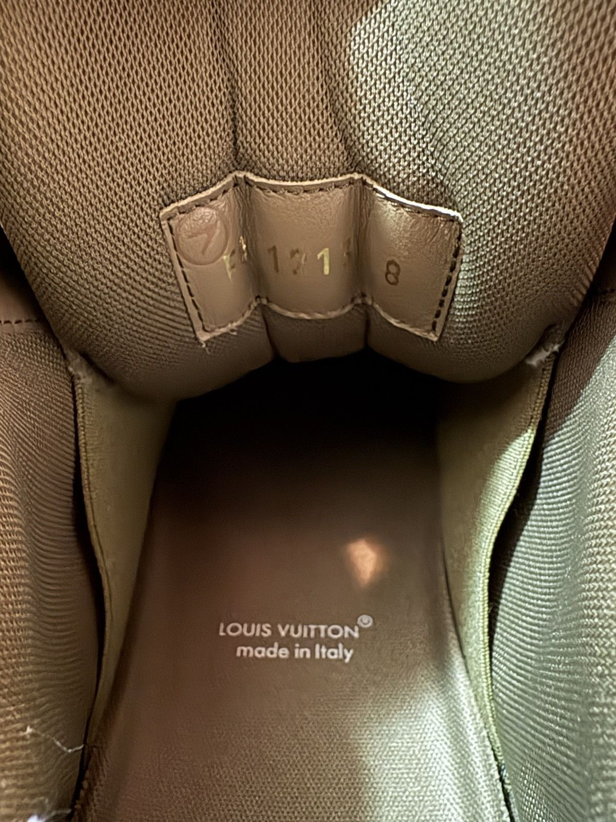 Louis Vuitton LV Maxi Trainer Size US 9 / EU 42 - 9 Thumbnail