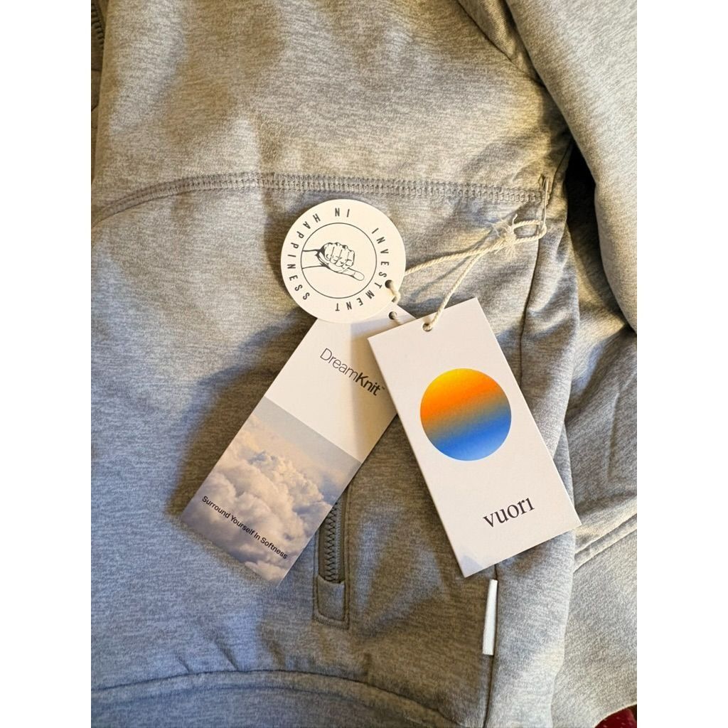 Vuori NWT Vuori Halo Basin Bomber Jacket Women Small Pale Gray NEW Size S / US 4 / IT 40 - 11 Thumbnail