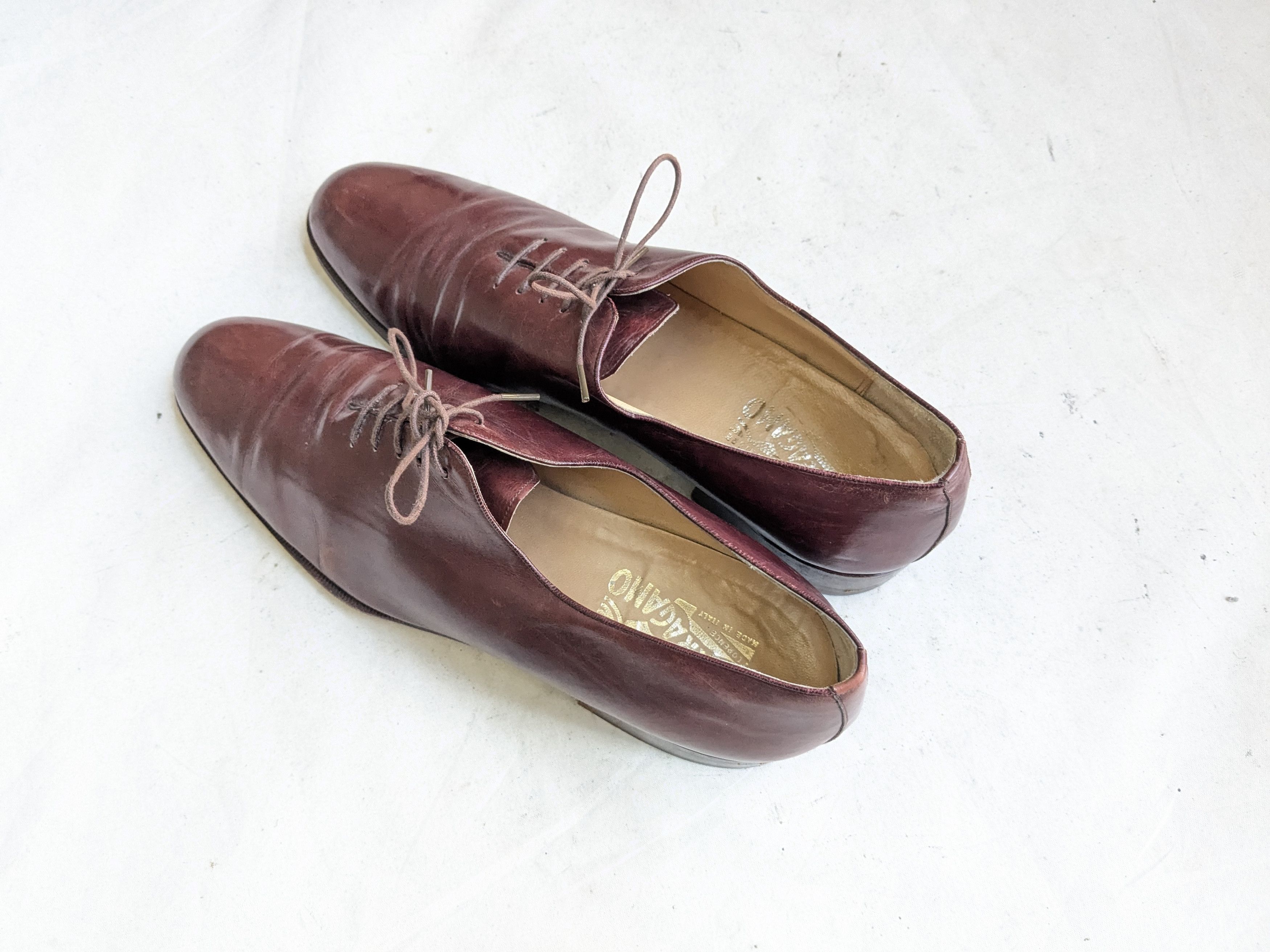 Salvatore Ferragamo Salvatore Ferragamo Wholecut Oxfords Burgundy 12 B Narrow Size US 12 / EU 45 - 13 Thumbnail