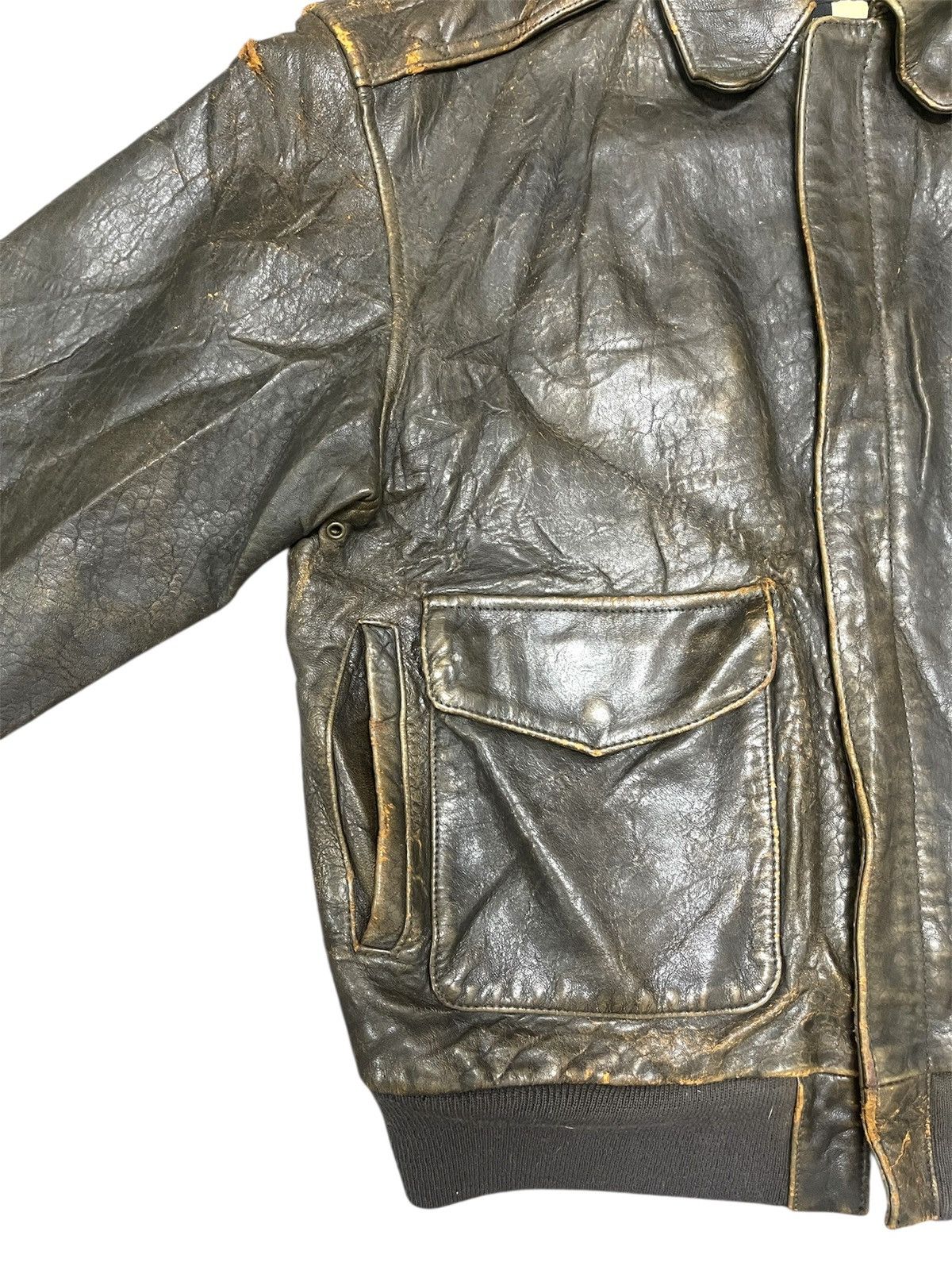 Avirex ‼️LASTDROP‼️Vintage Avirex A2 Military Cowhide Leather Jacket Size US M / EU 48-50 / 2 - 5 Thumbnail