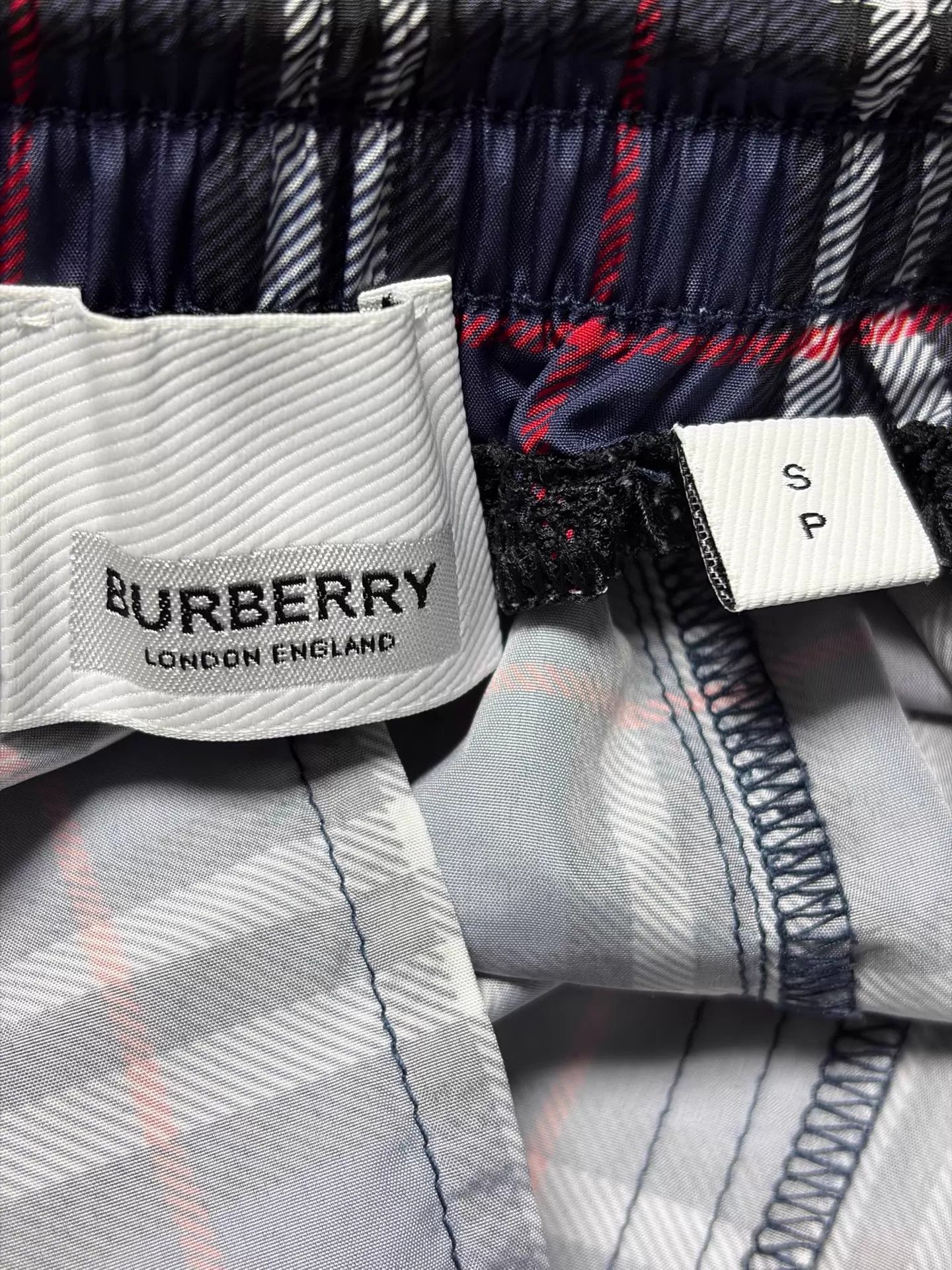Burberry Burberry men's check short S like new Size US 29 - 3 Thumbnail