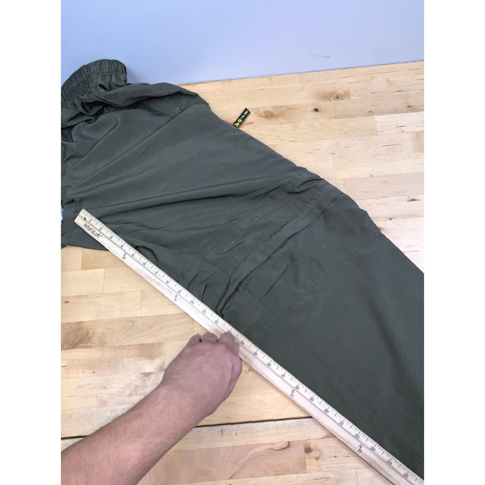 Vintage VINTAGE Voit Track Pants Men L Green Nylon Convertible Lined 90s 12778 Size US 33 - 7 Thumbnail