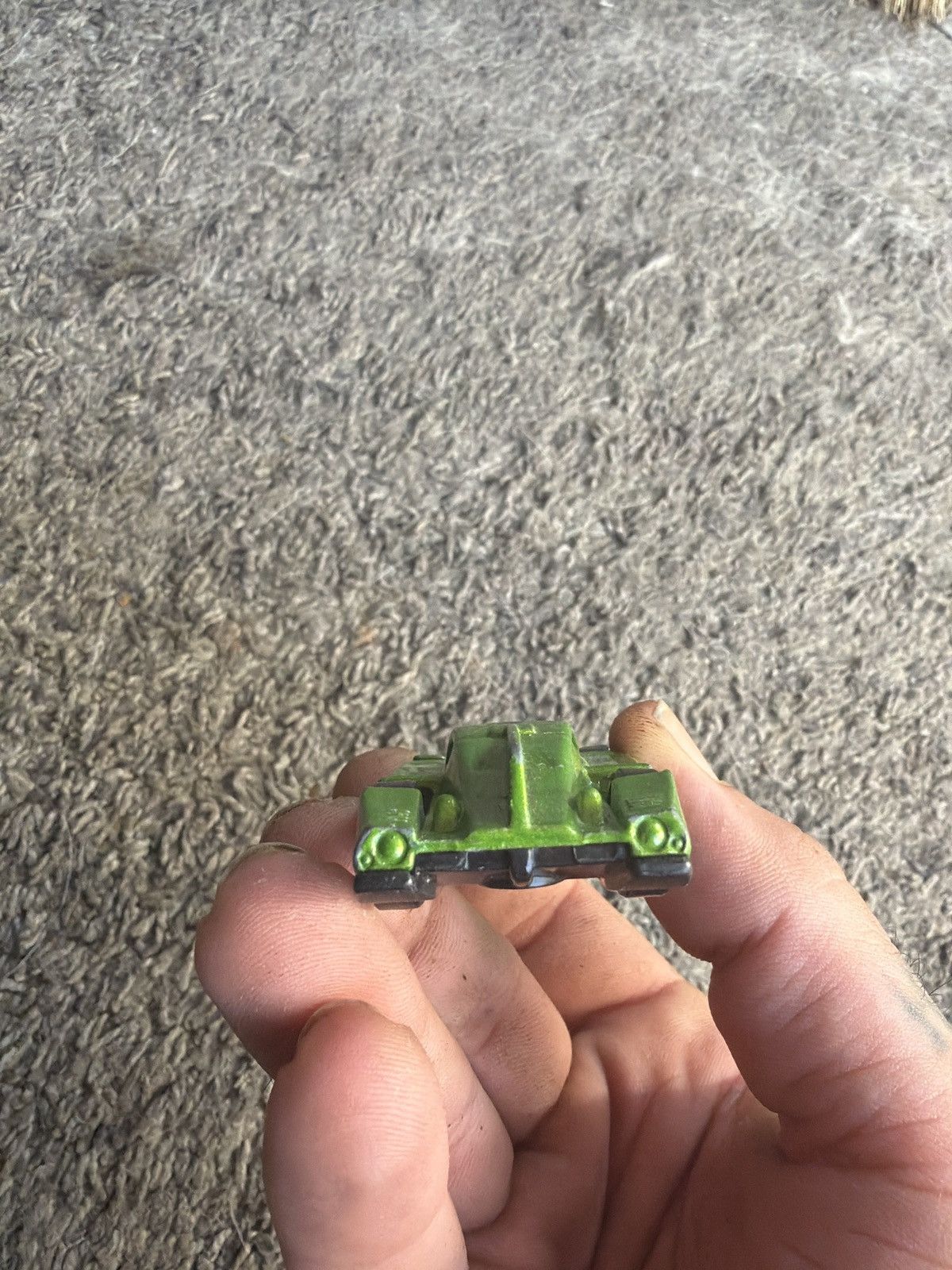 Hypebeast 2006 McDonald’s Mattel Formul8r Die-Cast Size ONE SIZE - 5 Thumbnail