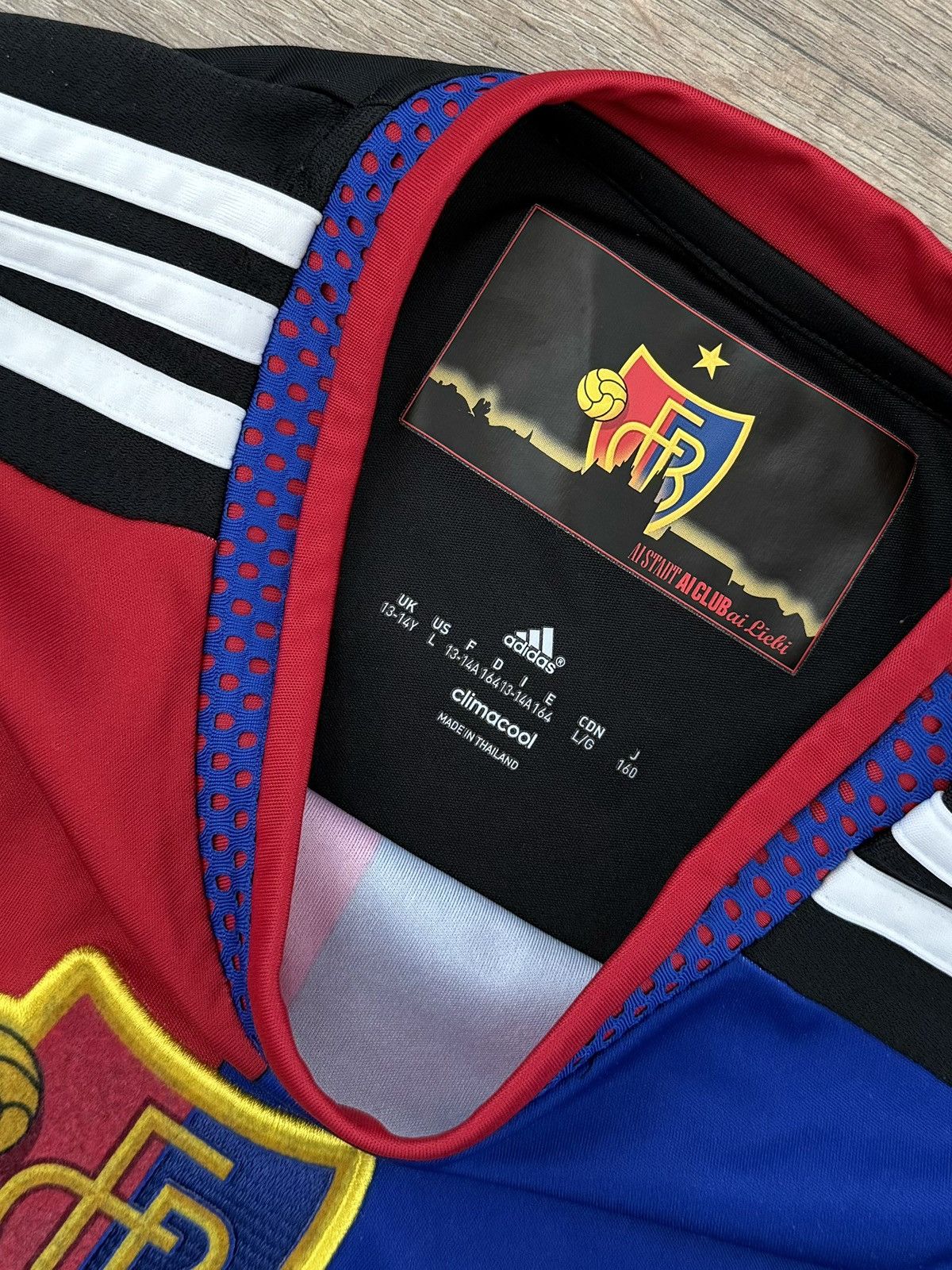 Adidas FC BASEL 2015 FOOTBALL Y2K SOCCER FOOTBALL RARE JERSEY Size US S / EU 44-46 / 1 - 3 Thumbnail