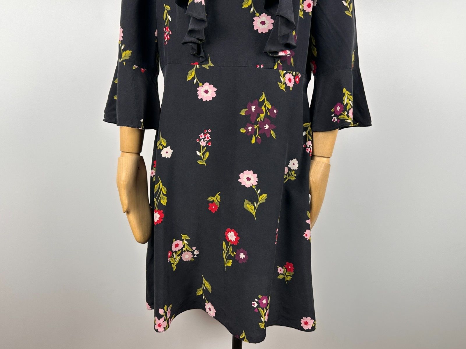Kate Spade Kate Spade In Bloom Floral Flower Silk Chiffon Dress 8 Size M / US 6-8 / IT 42-44 - 3 Thumbnail